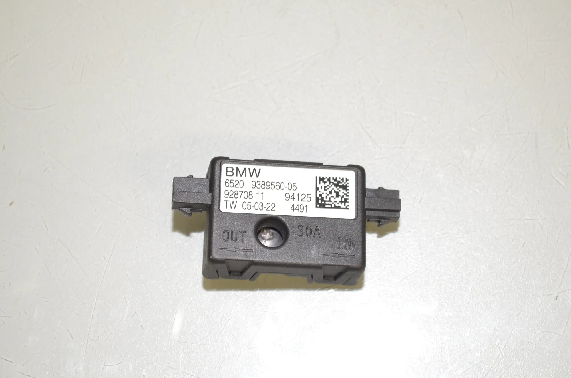 Antenna Amplifier – OEM 9389560 · BMW X3 (G01, F97) BMW X3 (G01, F97) xDrive 30d 2019