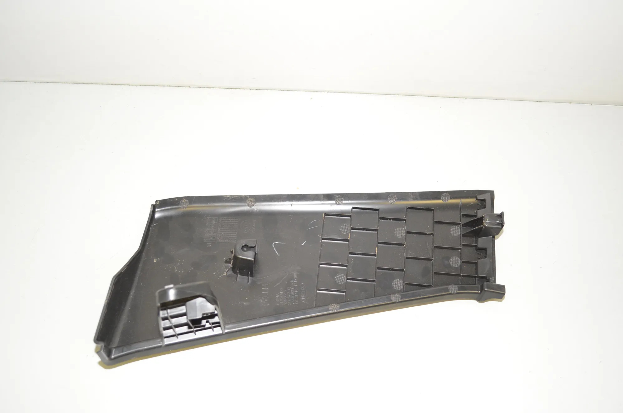 Other Trim Parts – OEM 7396613 · BMW iX3 (G08) BMW iX3 (G08) Electric (286 HP) 2022 – 3