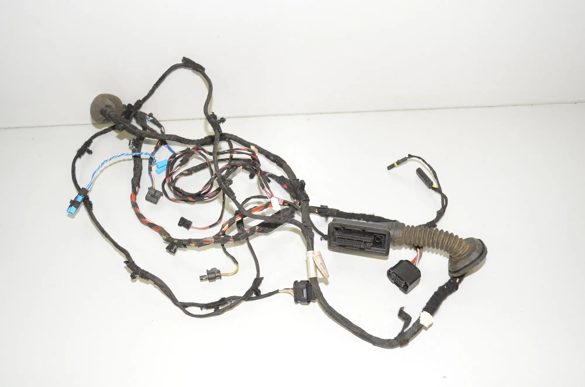Front Right Door Wiring – OEM 8792847 · BMW X3 (G01, F97) BMW X3 (G01, F97) xDrive 20 d 2018 – 2