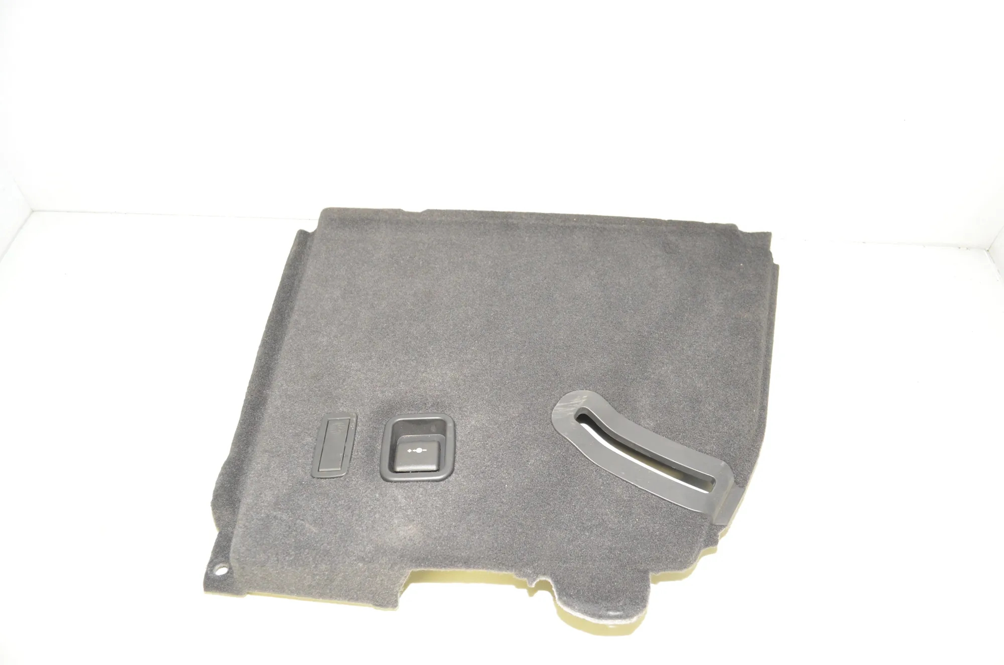 Right Side Trunk Trim – OEM 7452458 · BMW X3 (G01, F97) BMW X3 (G01, F97) xDrive 30 i 2019 – 2