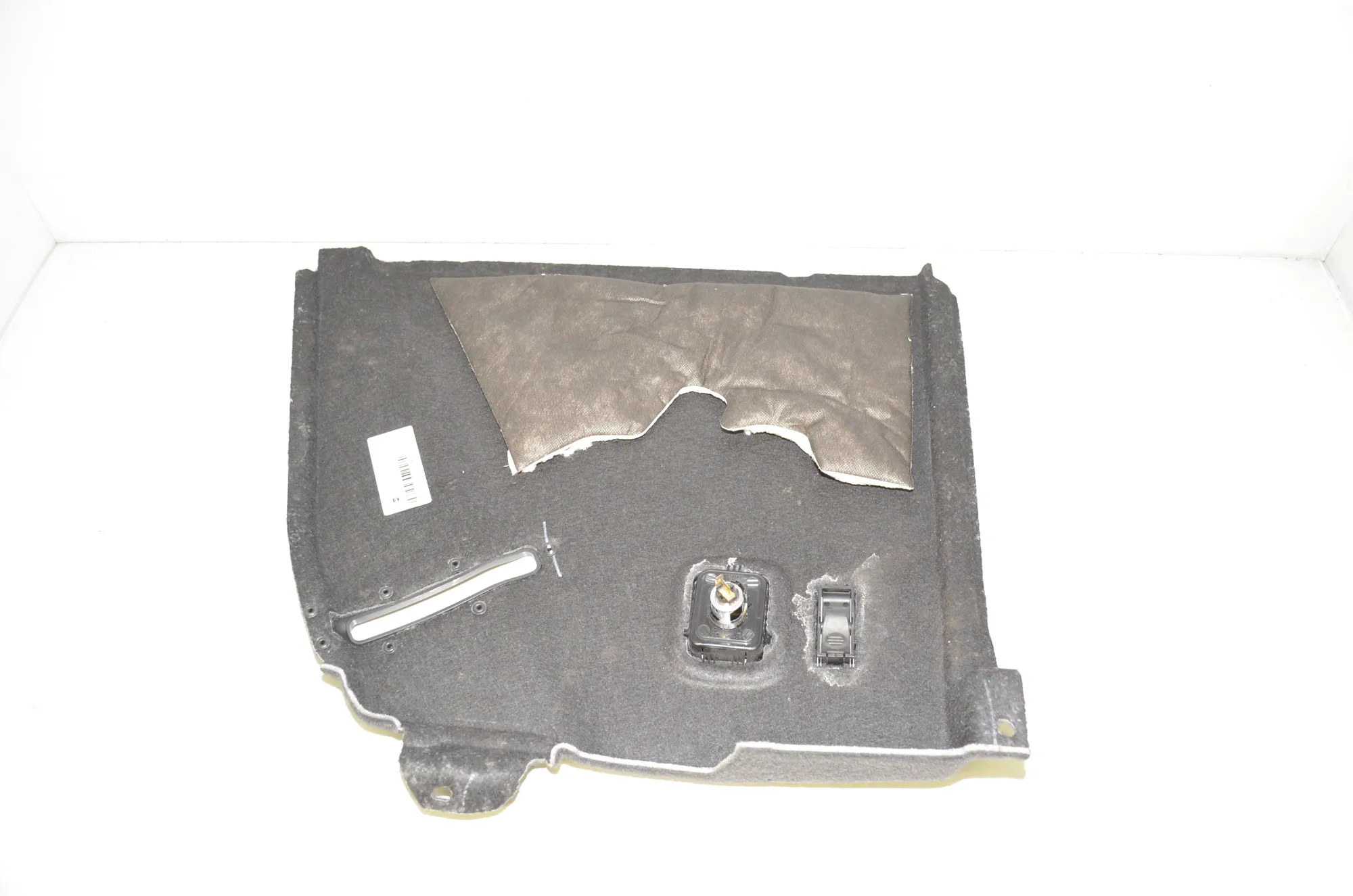 Right Side Trunk Trim – OEM 7452458 · BMW X3 (G01, F97) BMW X3 (G01, F97) xDrive 30 i 2019 – 4