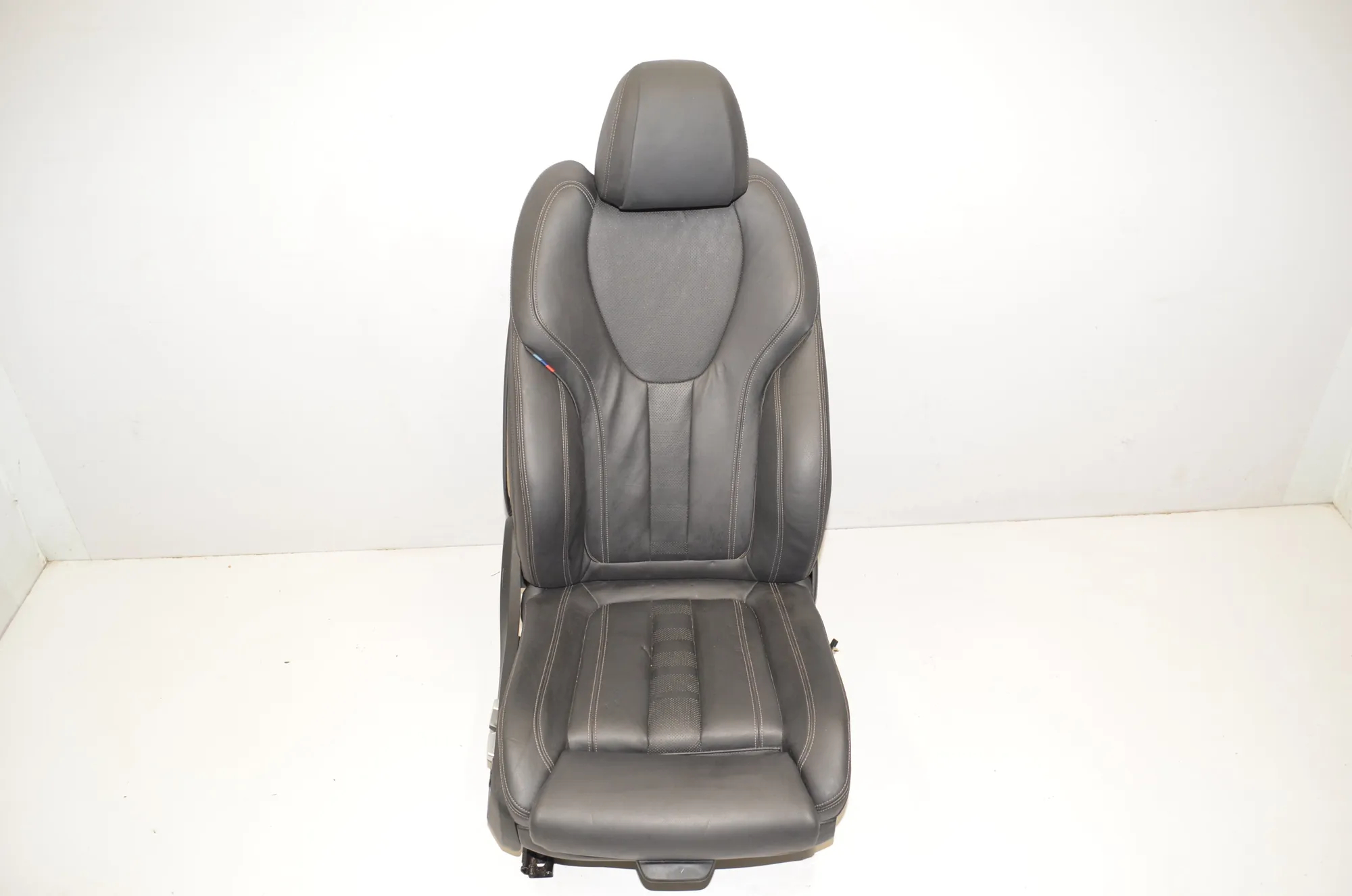 Front Right Seat · BMW X5 (G05) (2018 - -) xDrive M 50 d 2019