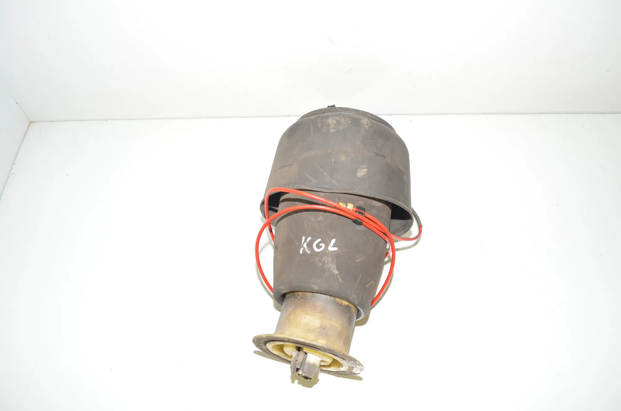 Rear Left Air Suspension Spring Bag – OEM 6784381 · BMW 5 Touring (F11) 530 d 2012
