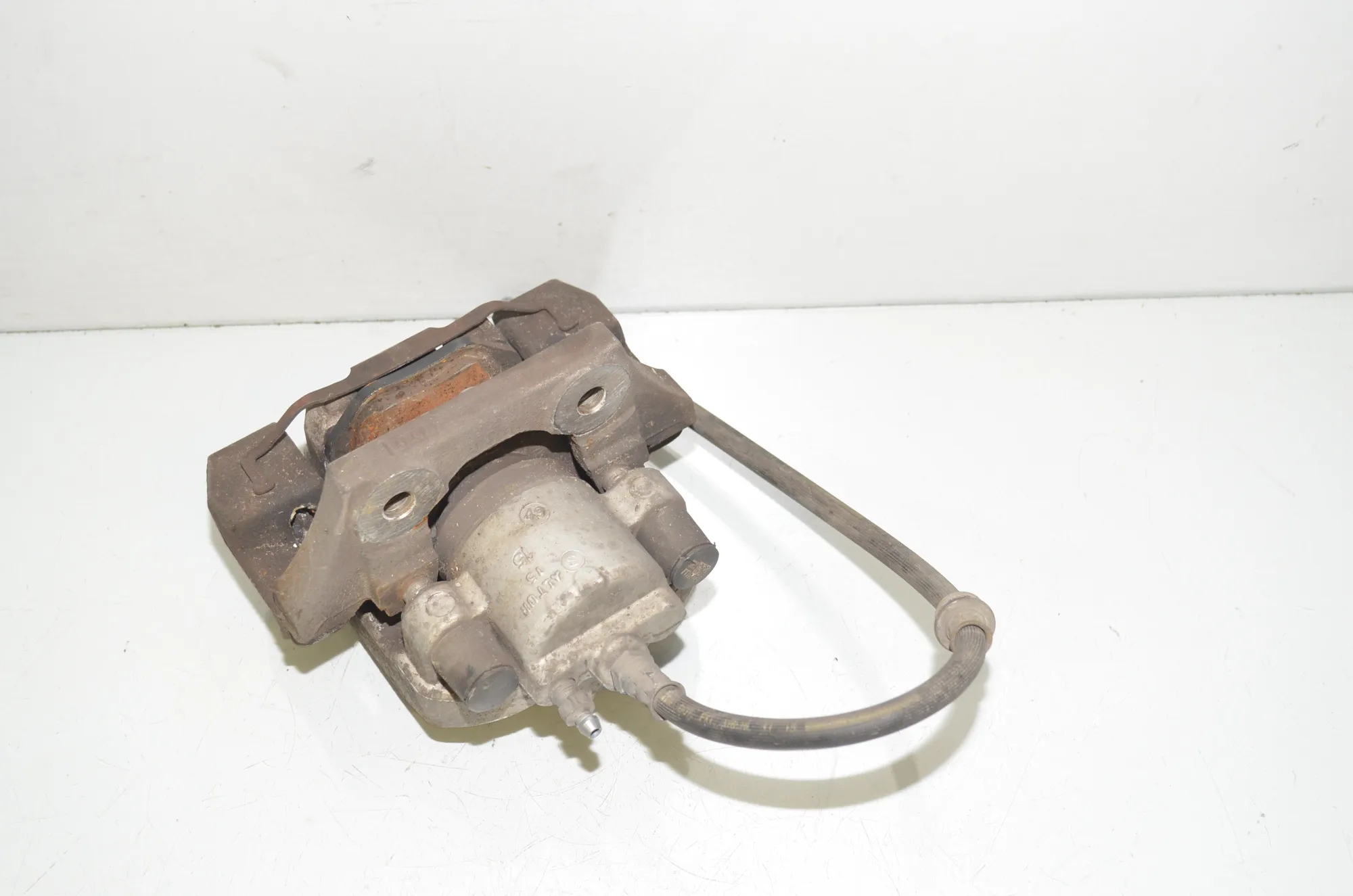 Rear Left Brake Caliper – OEM 6776787 · BMW X6 (F16, F86) xDrive 30 d 2016 – 4