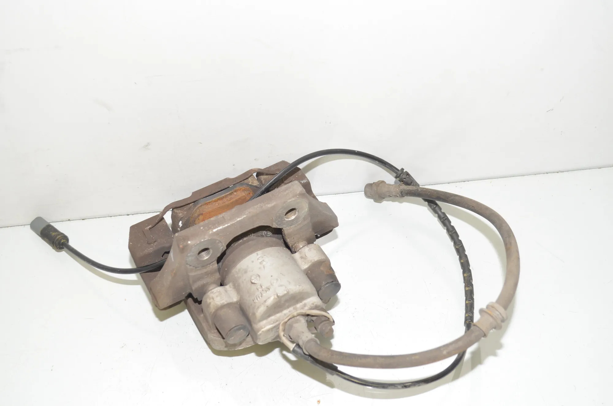 Rear Right Brake Caliper – OEM 6776788 · BMW X6 (F16, F86) xDrive 30 d 2016 – 4