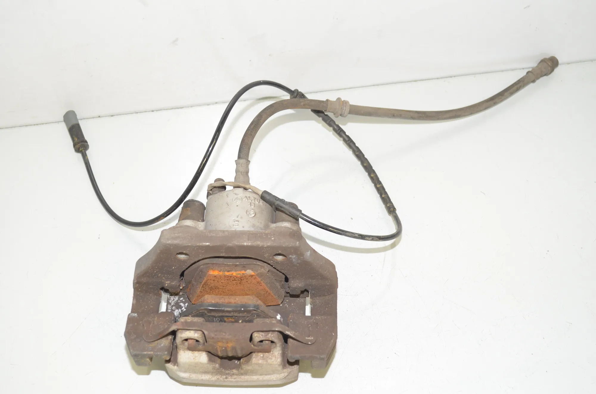 Rear Right Brake Caliper – OEM 6776788 · BMW X6 (F16, F86) xDrive 30 d 2016 – 3