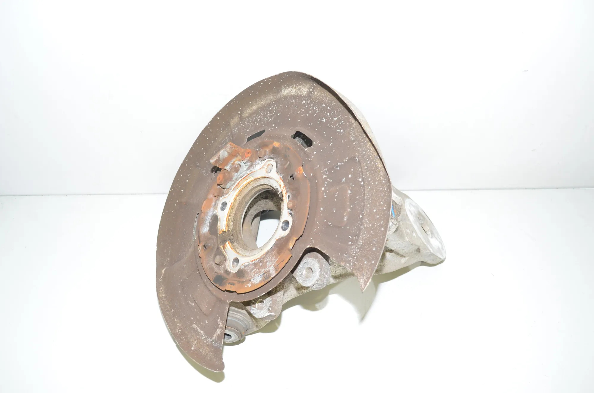 Rear Left Wheel Hub Spindle – OEM 6879101 · BMW X6 (F16, F86) xDrive 30 d 2016