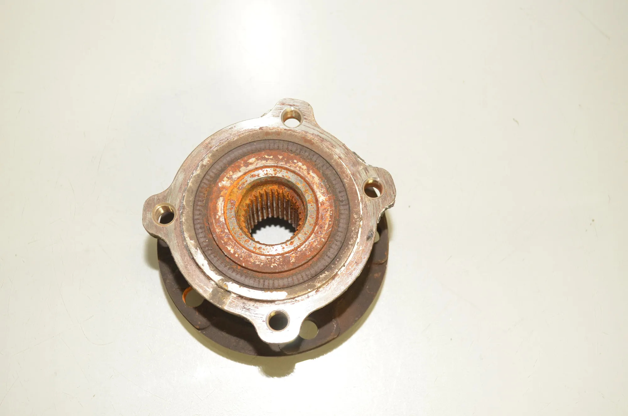 Front Right Wheel Bearing – OEM 6882263 · BMW X6 (F16, F86) xDrive 30 d 2016 – 4