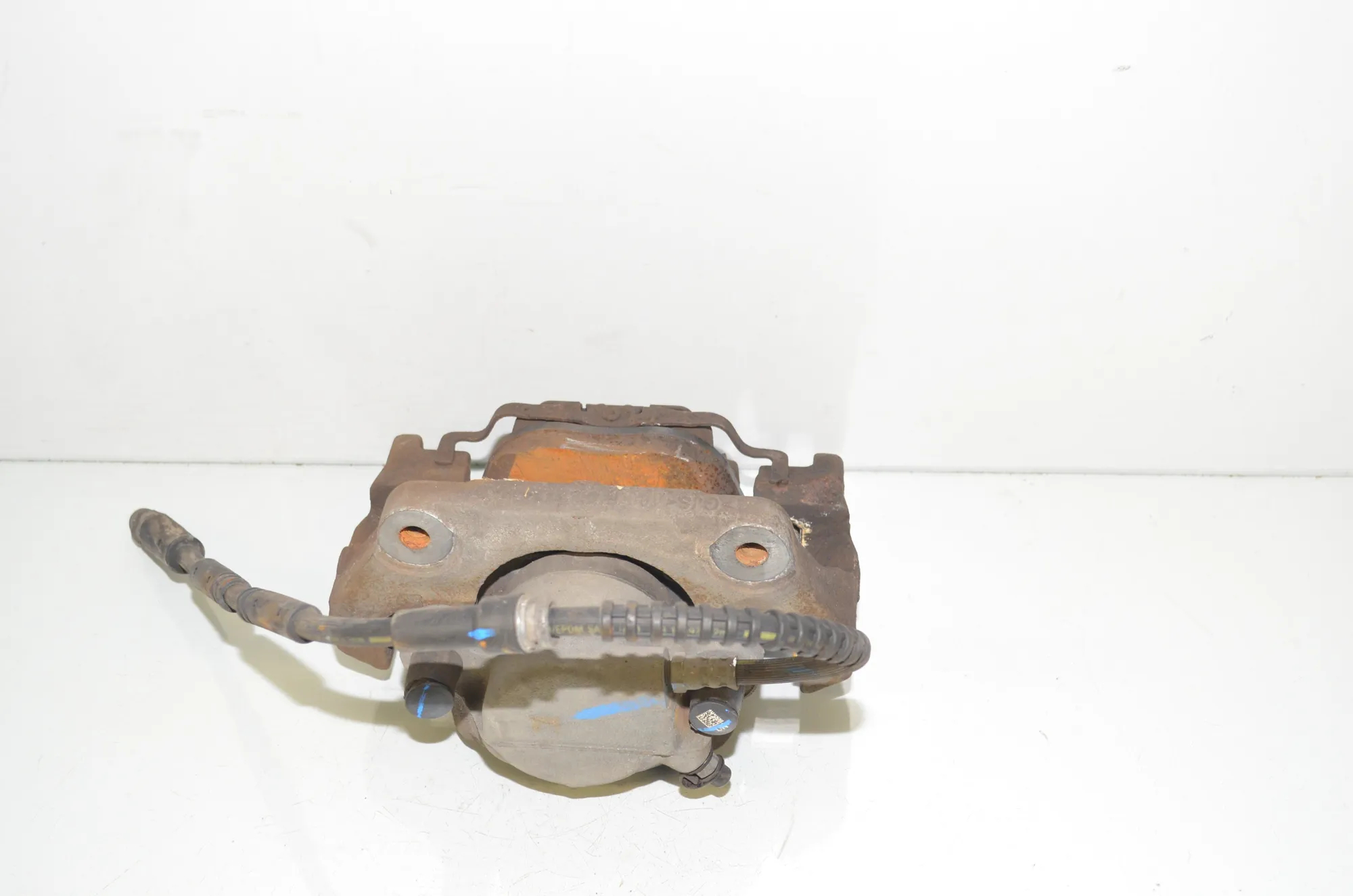 Front Right Brake Caliper – OEM 6776784 · BMW X6 (F16, F86) xDrive 30 d 2016 – 4