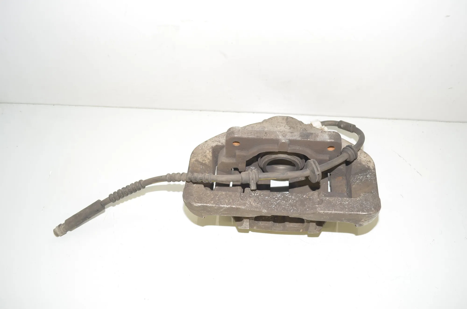 Front Left Brake Caliper – OEM 6792689 · BMW 5 Touring (F11) 530 d 2012 – 3