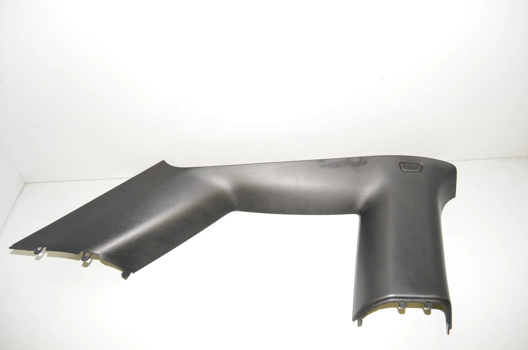 Rear Left Pillar Trim – OEM 7275669 · BMW i3 (I01) s Electric 2022