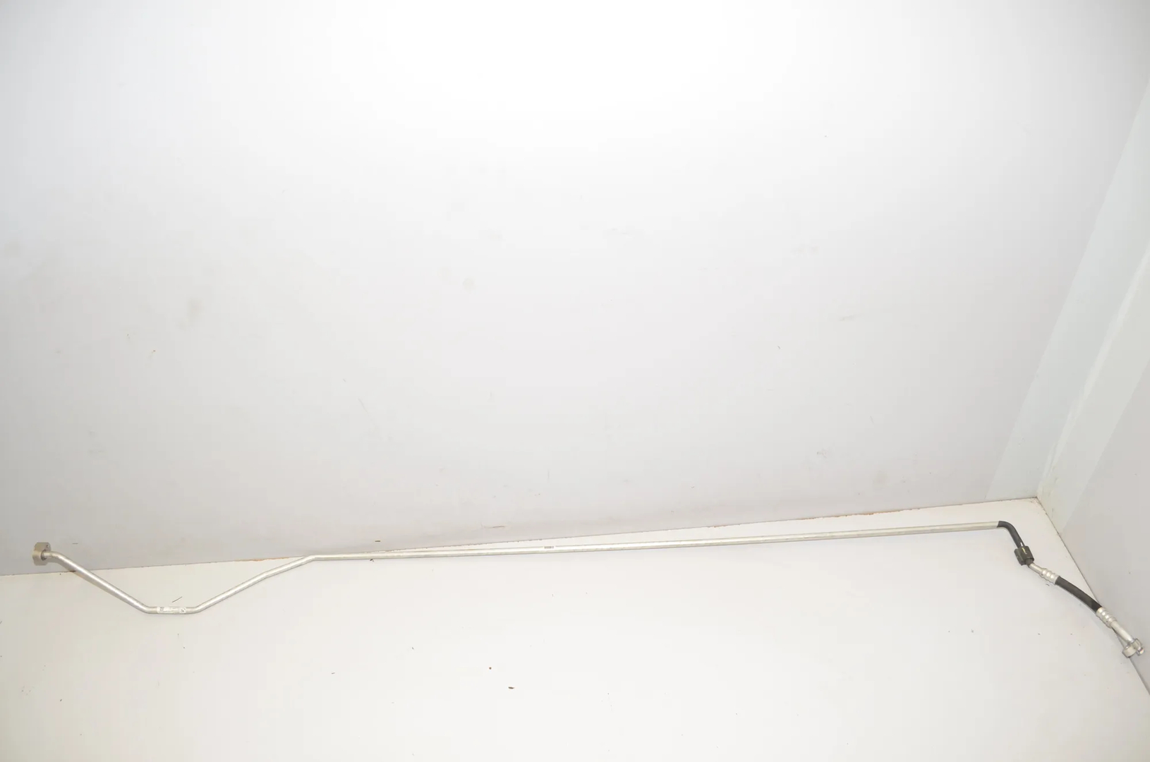 A/C Air Con Hose Pipe – OEM 9291160 · BMW i3 (I01) s Electric 2022