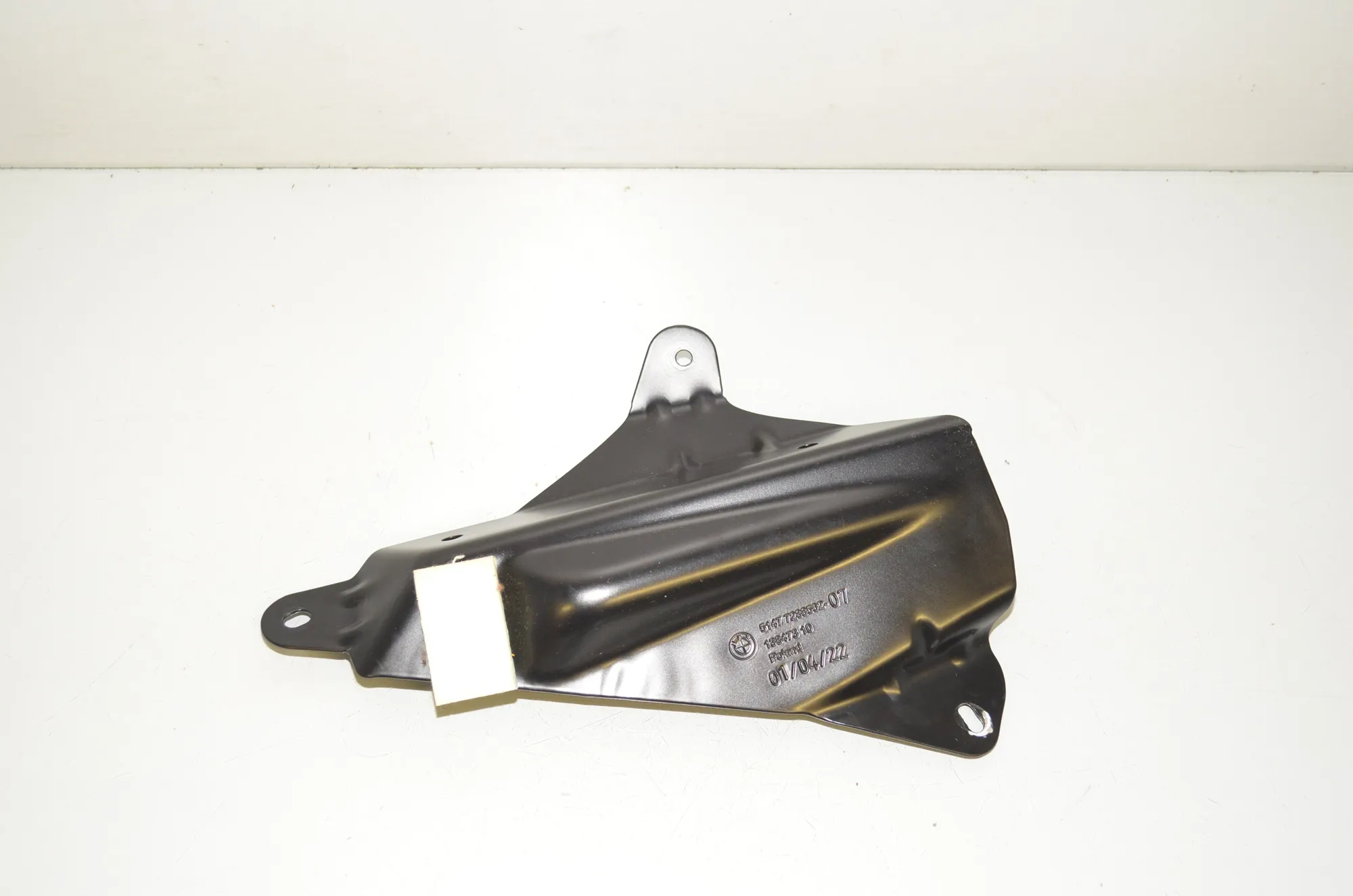 Bracket – OEM 7288502 · BMW i3 (I01) s Electric 2022 – 3