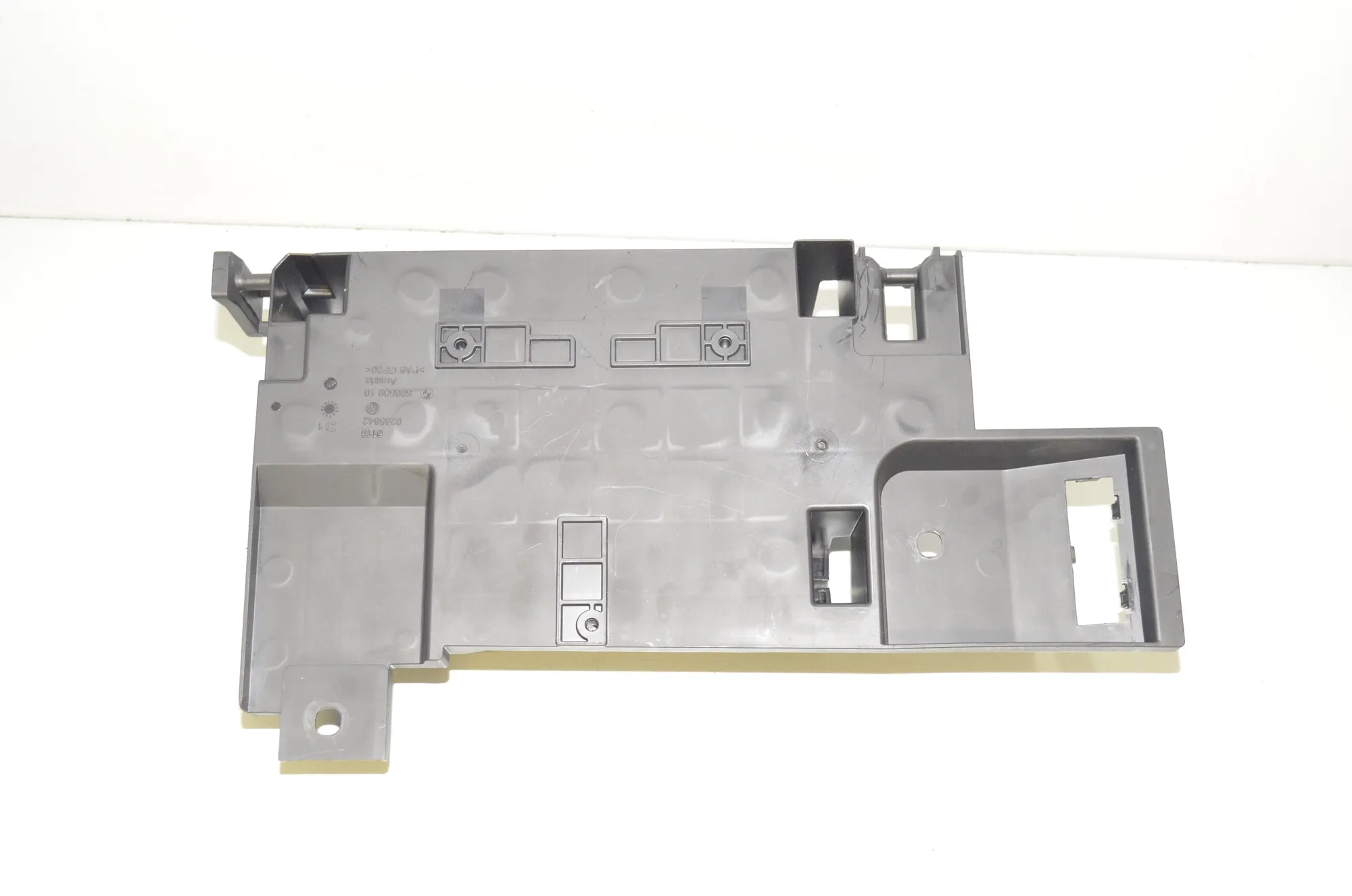 Bracket – OEM 9265642 · BMW i3 (I01) s Electric 2022 – 4