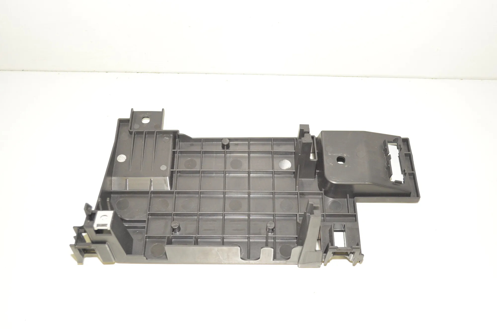Bracket – OEM 9265642 · BMW i3 (I01) s Electric 2022