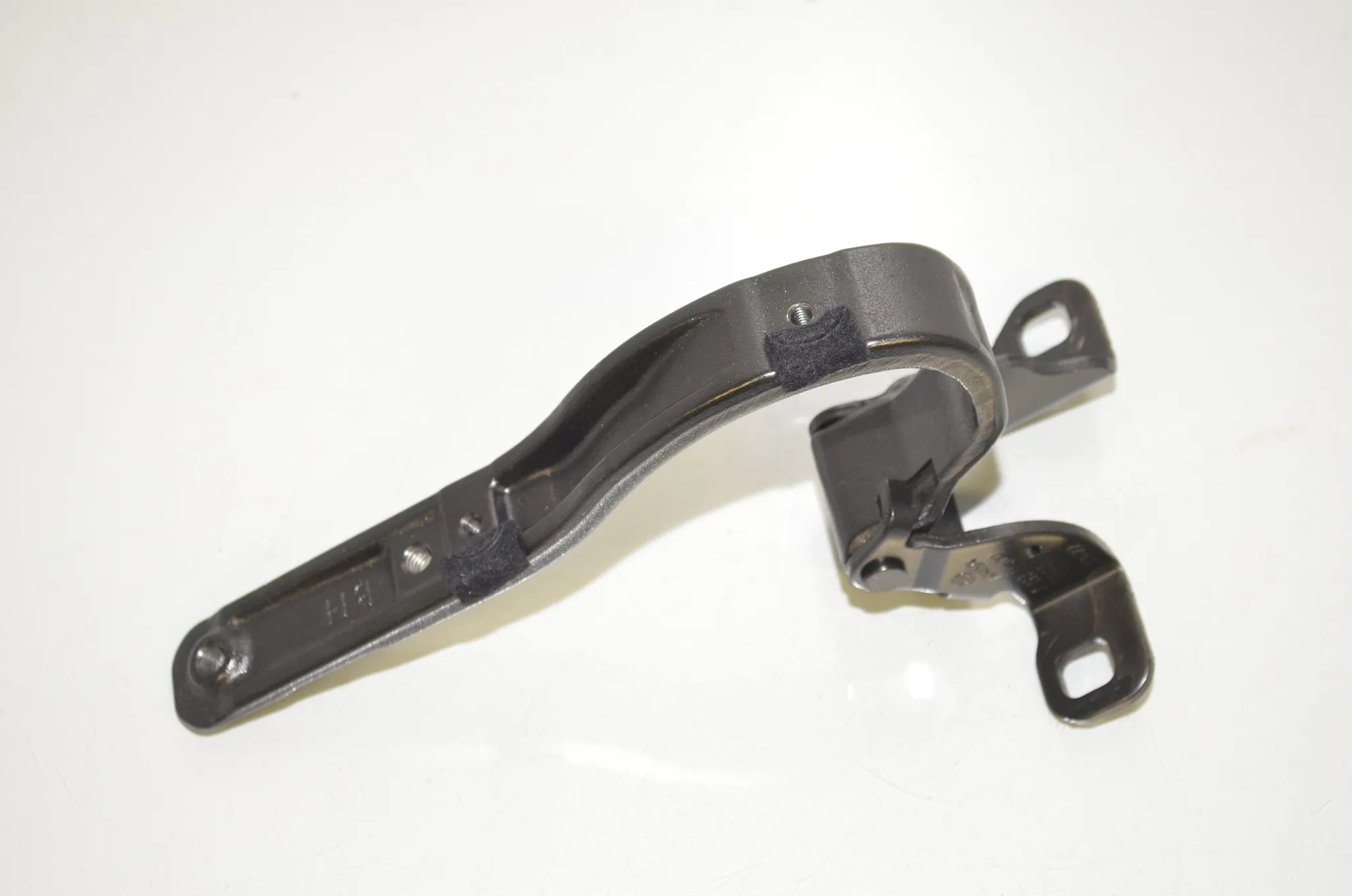 Right Side Bootlid Hinge – OEM 7296774 · BMW i3 (I01) s Electric 2022 – 2