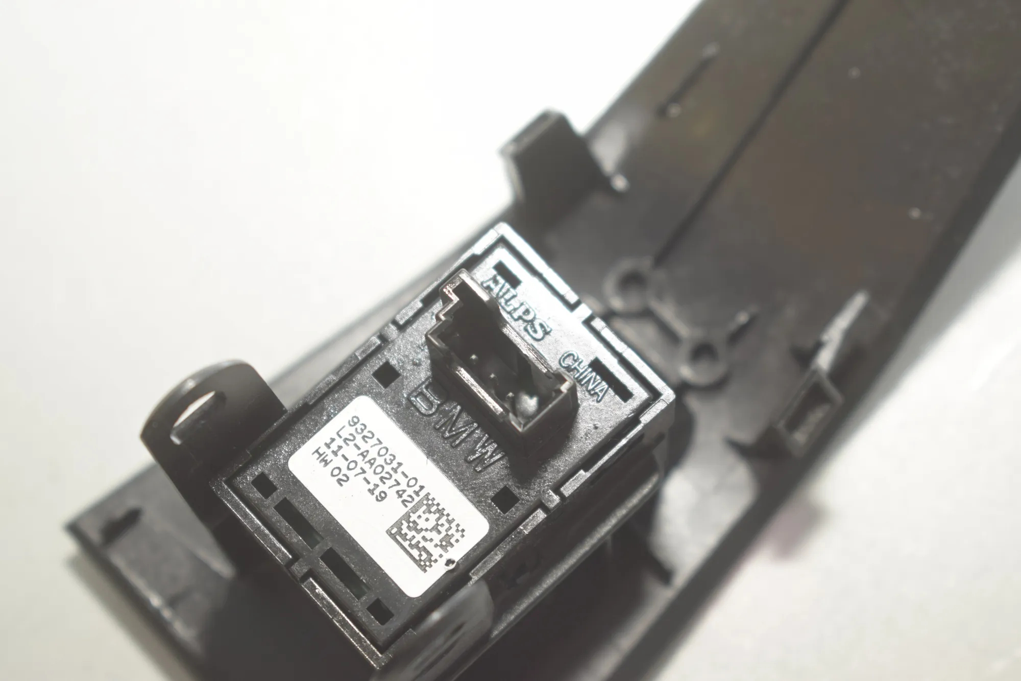 Front Right Door Window Switch – OEM 9327031 · BMW X5 (G05) (2018 - -) xDrive M 50 d 2019 – 5
