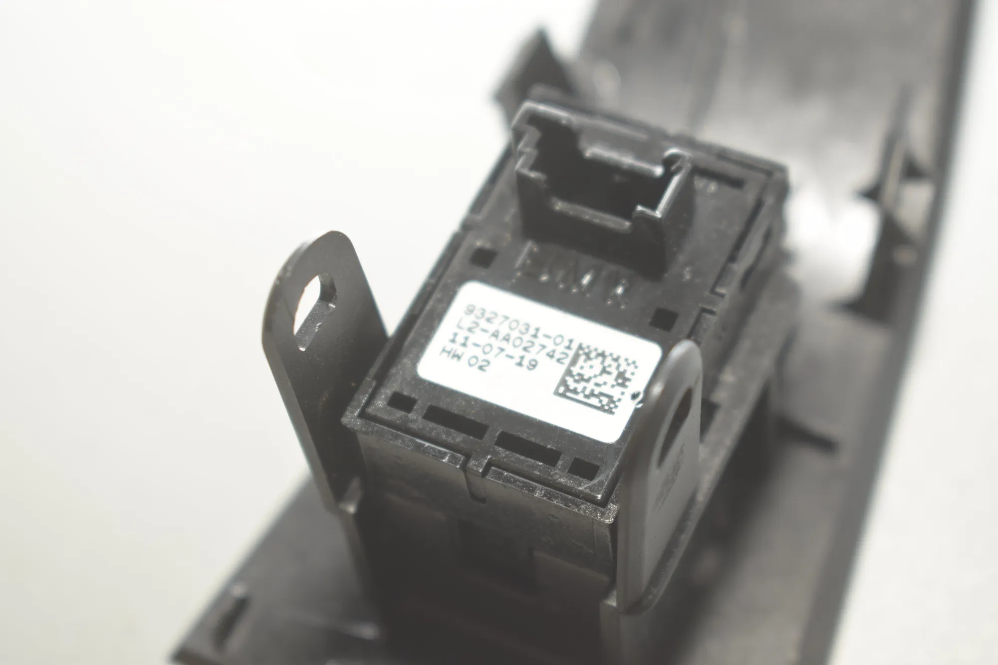 Front Right Door Window Switch – OEM 9327031 · BMW X5 (G05) (2018 - -) xDrive M 50 d 2019 – 6