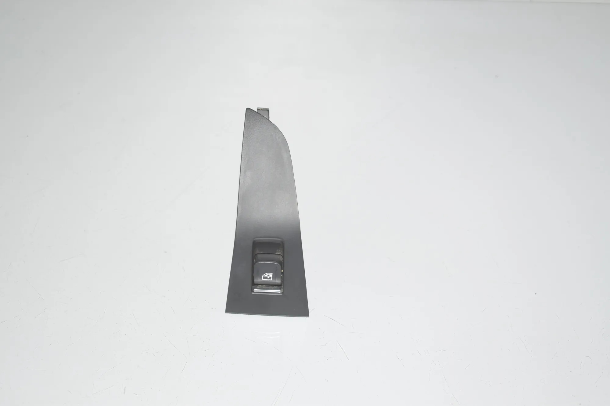 Rear Left Door Window Switch – OEM 9327031 · BMW X5 (G05) (2018 - -) xDrive M 50 d 2019 – 2