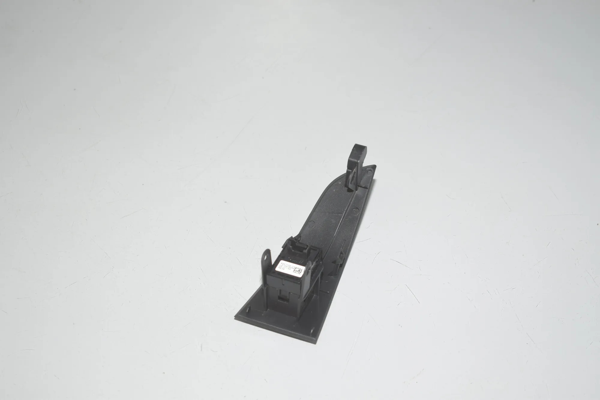Rear Left Door Window Switch – OEM 9327031 · BMW X5 (G05) (2018 - -) xDrive M 50 d 2019 – 4