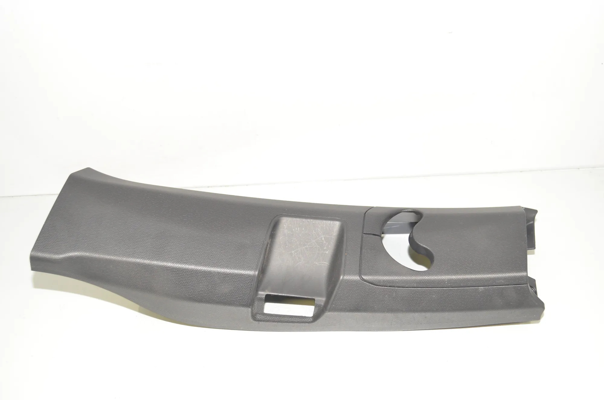 Left Side B Pillar Trim – OEM 7287935 · BMW i3 (I01) s Electric 2022