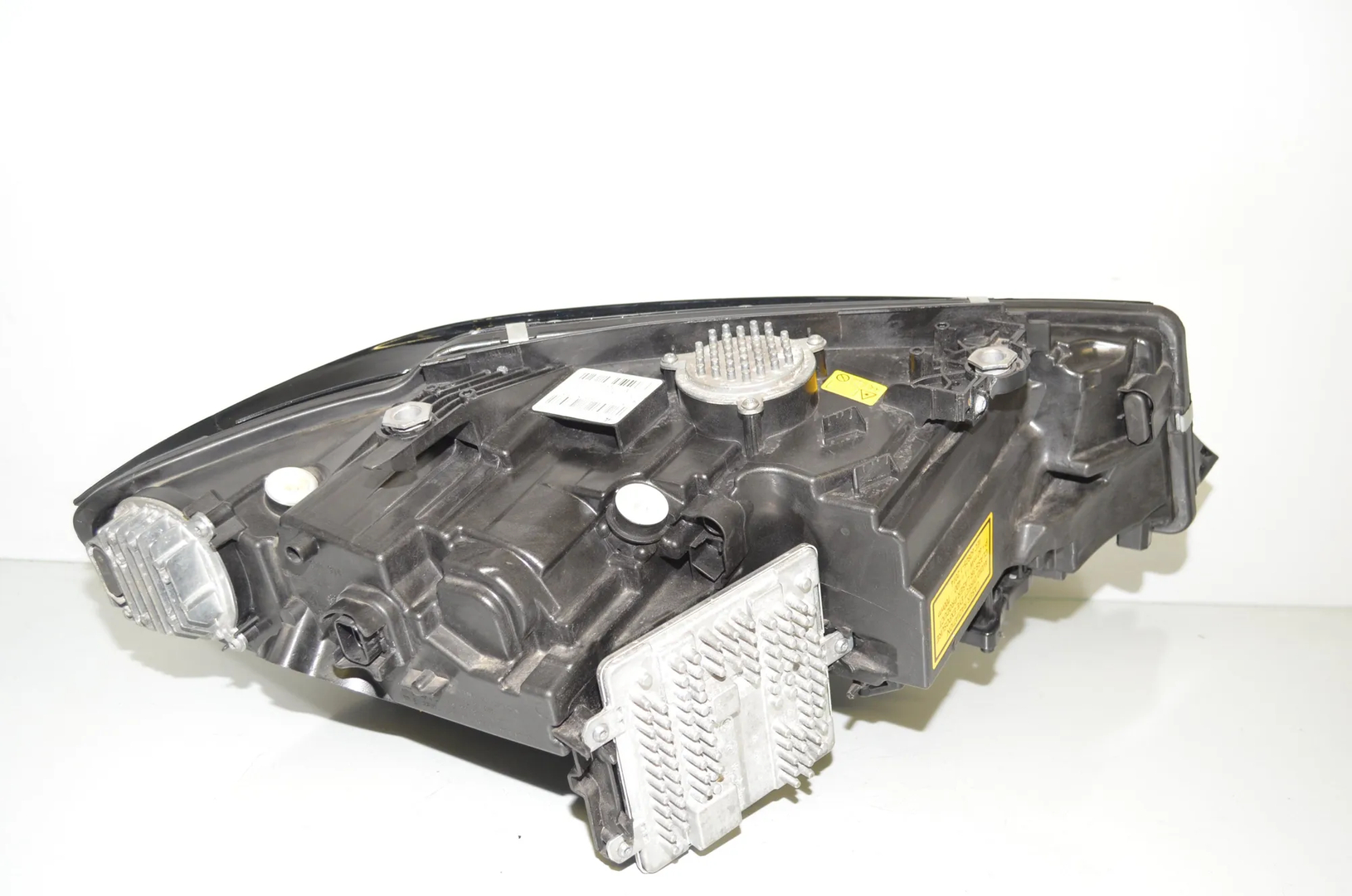 Front Left Headlight – OEM 9500915 · BMW 3 (G20, G28) (2018 - -) 330 e 2021 – 5