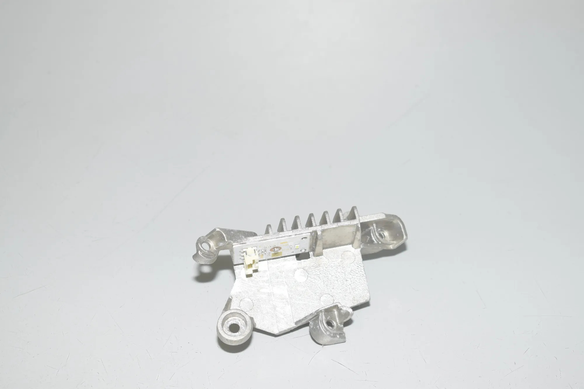 LED Lights Control Unit – OEM 90034373 · BMW i3 (I01) s Electric 2022 – 3