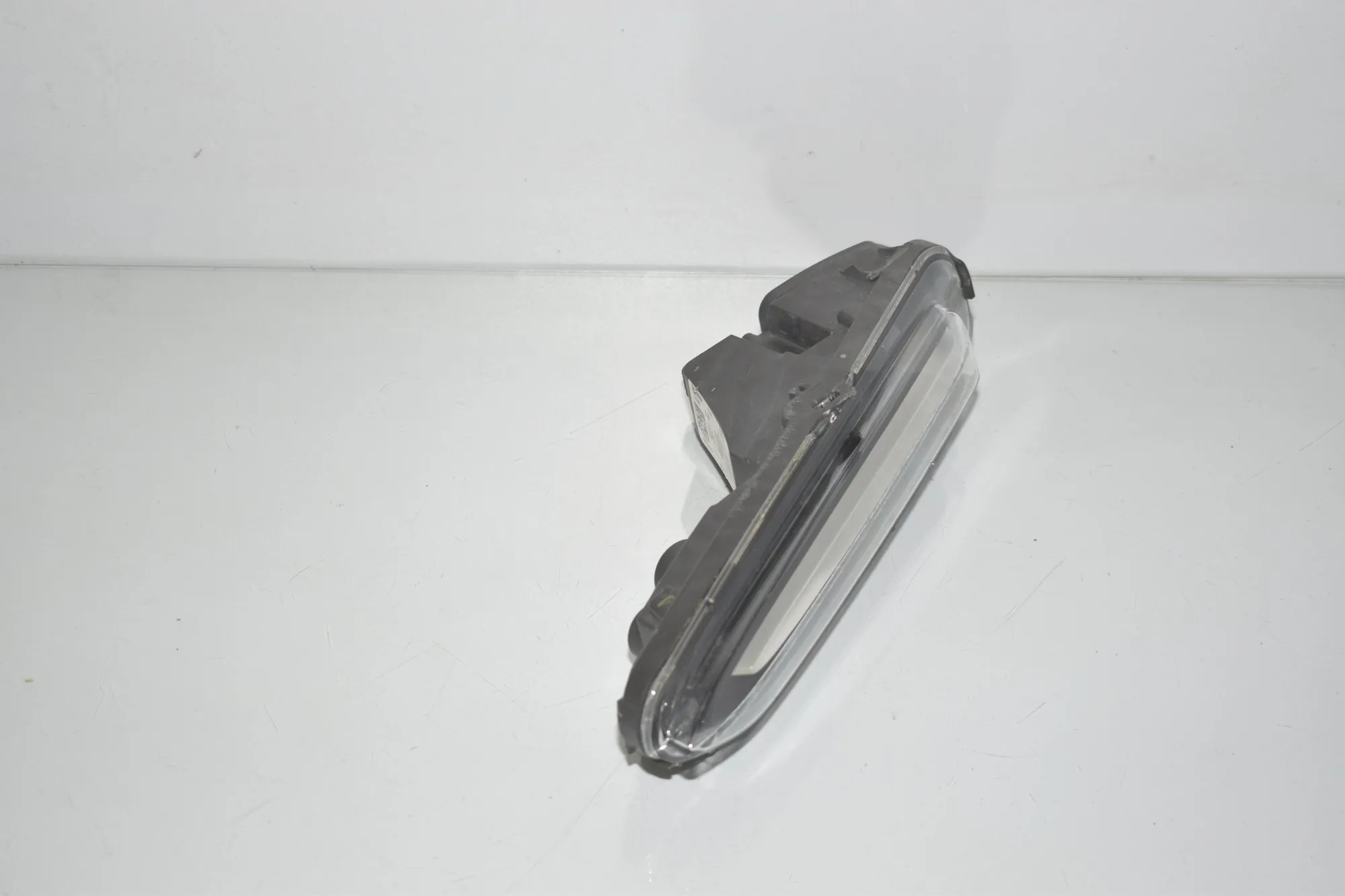 Front Left Fog Light – OEM 5A3DE37 · BMW i3 (I01) s Electric 2022 – 4