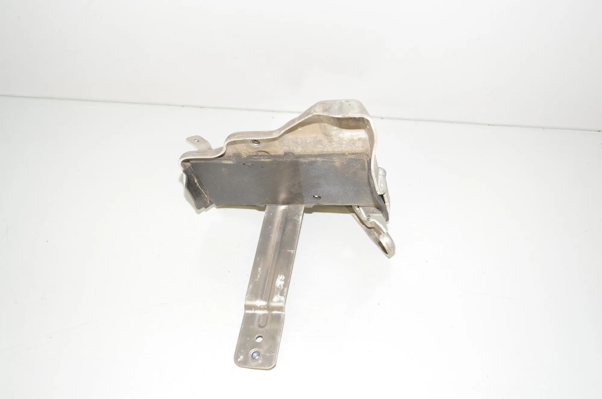 Battery Holder – OEM 8602813 · BMW i3 (I01) s Electric 2022 – 3