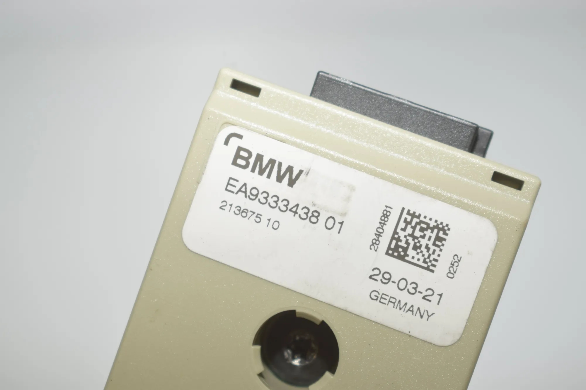 Antenna Amplifier – OEM 9333438 · BMW i3 (I01) s Electric 2022 – 4