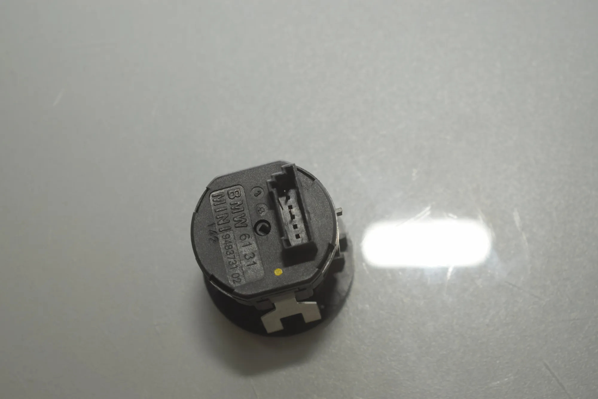 SRS Switch – OEM 9483731 · BMW i3 (I01) s Electric 2022 – 3