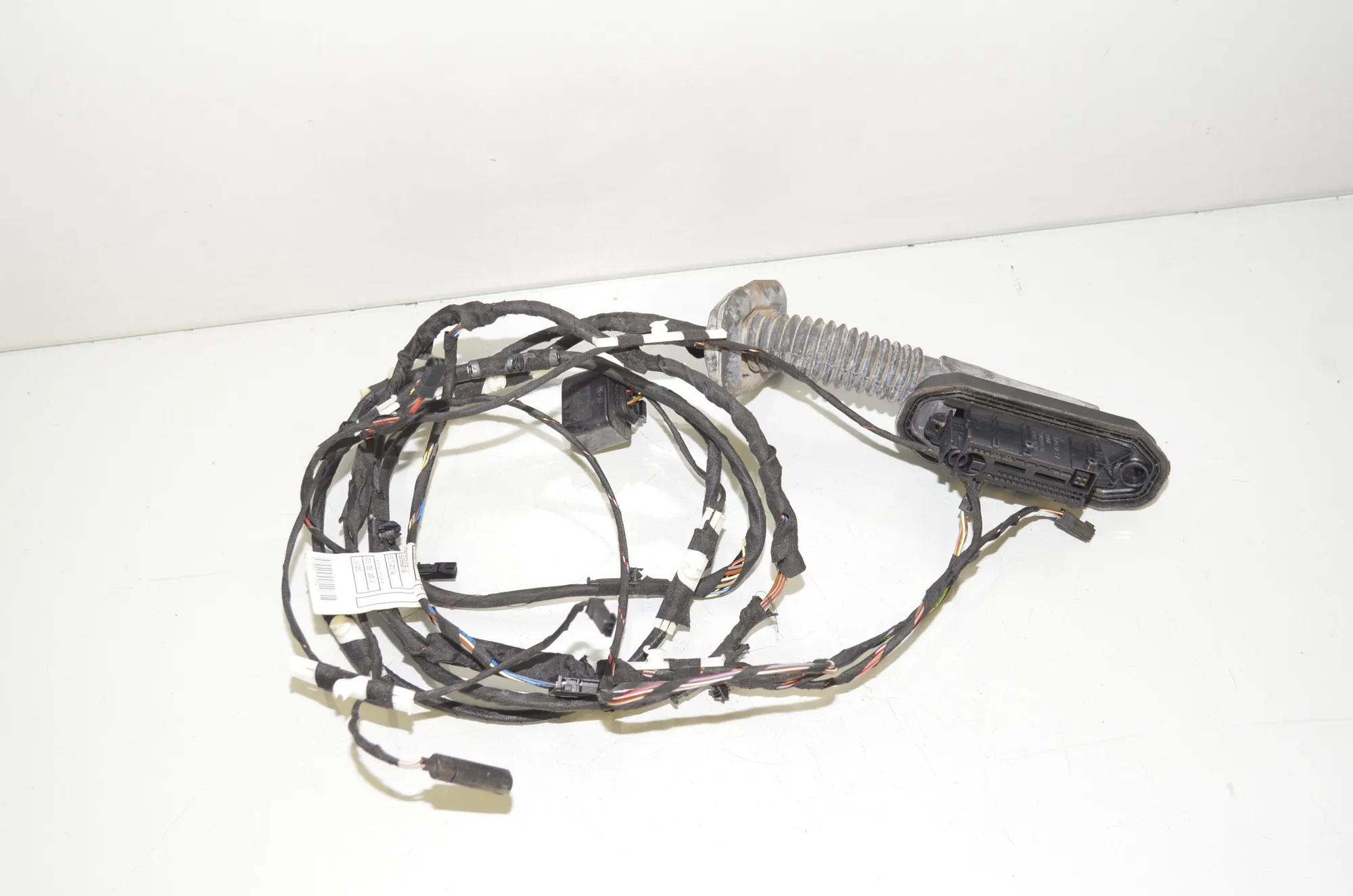 Rear Right Door Wiring – OEM 9256017 · BMW 5 Touring (F11) 530 d 2012