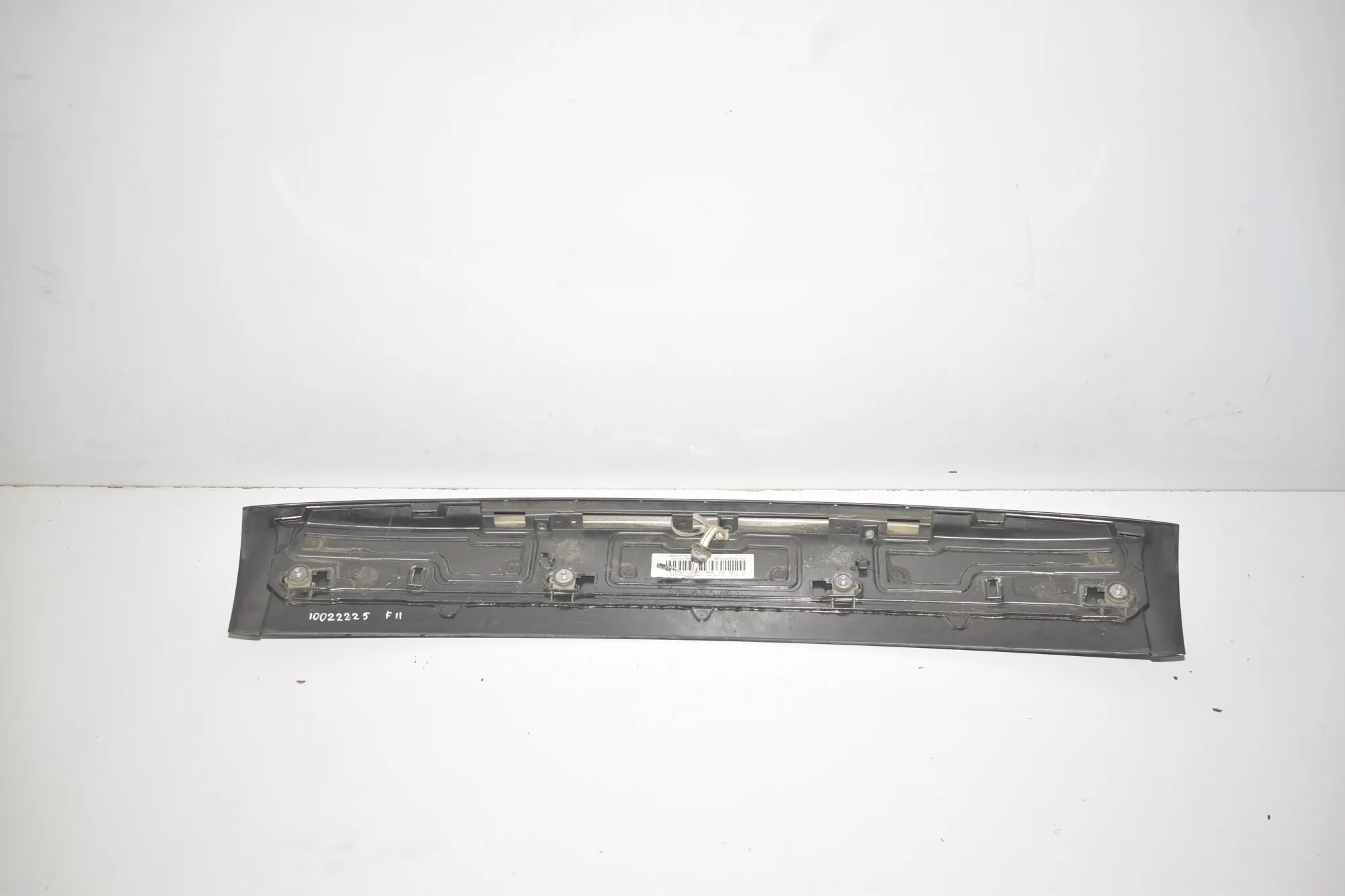 Rear Windshield Spoiler – OEM 7234673 · BMW 5 Touring (F11) 530 d 2012 – 2