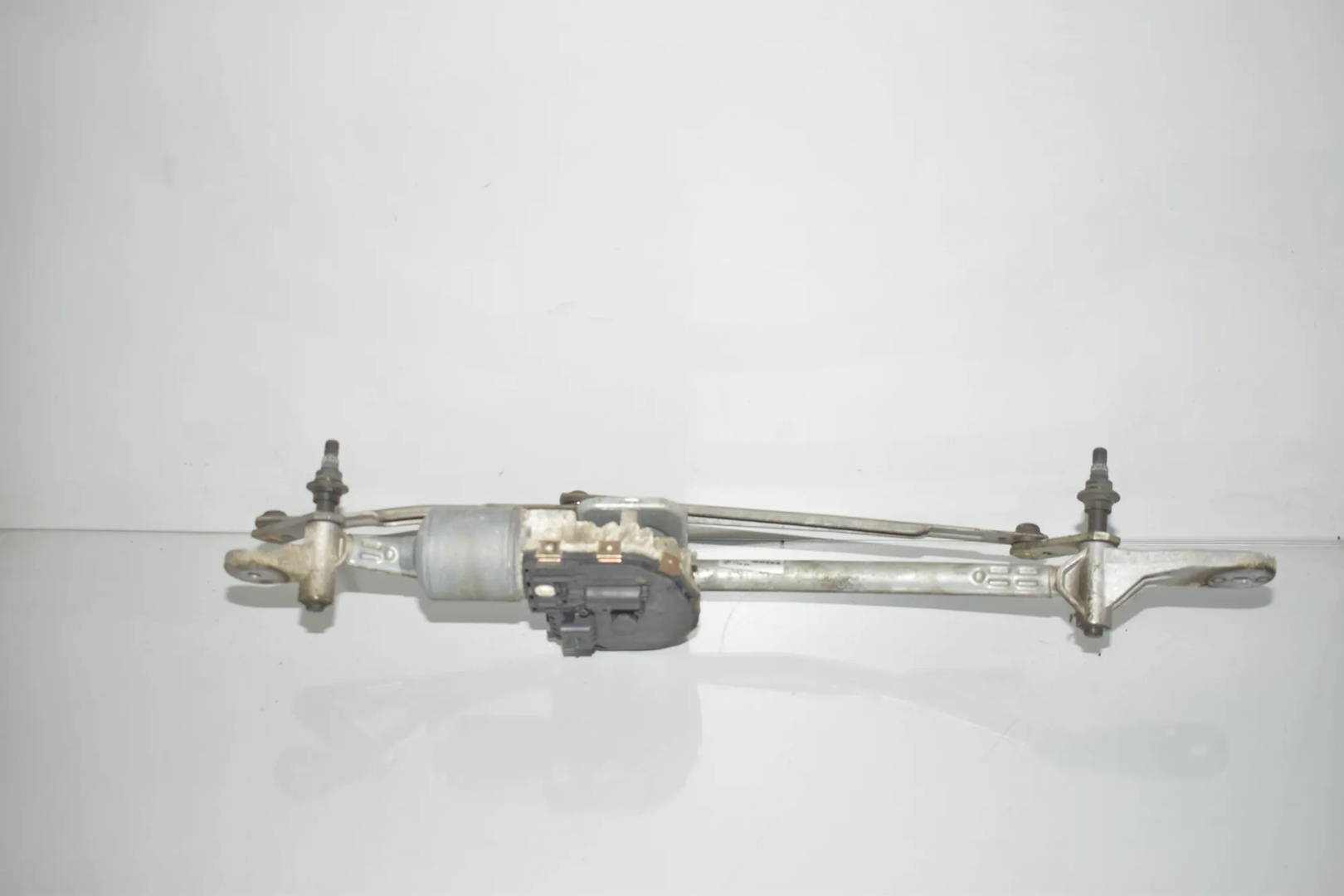 Front Windshield Wiper Mechanism – OEM 7306266 · BMW 5 Touring (F11) 530 d 2012 – 2