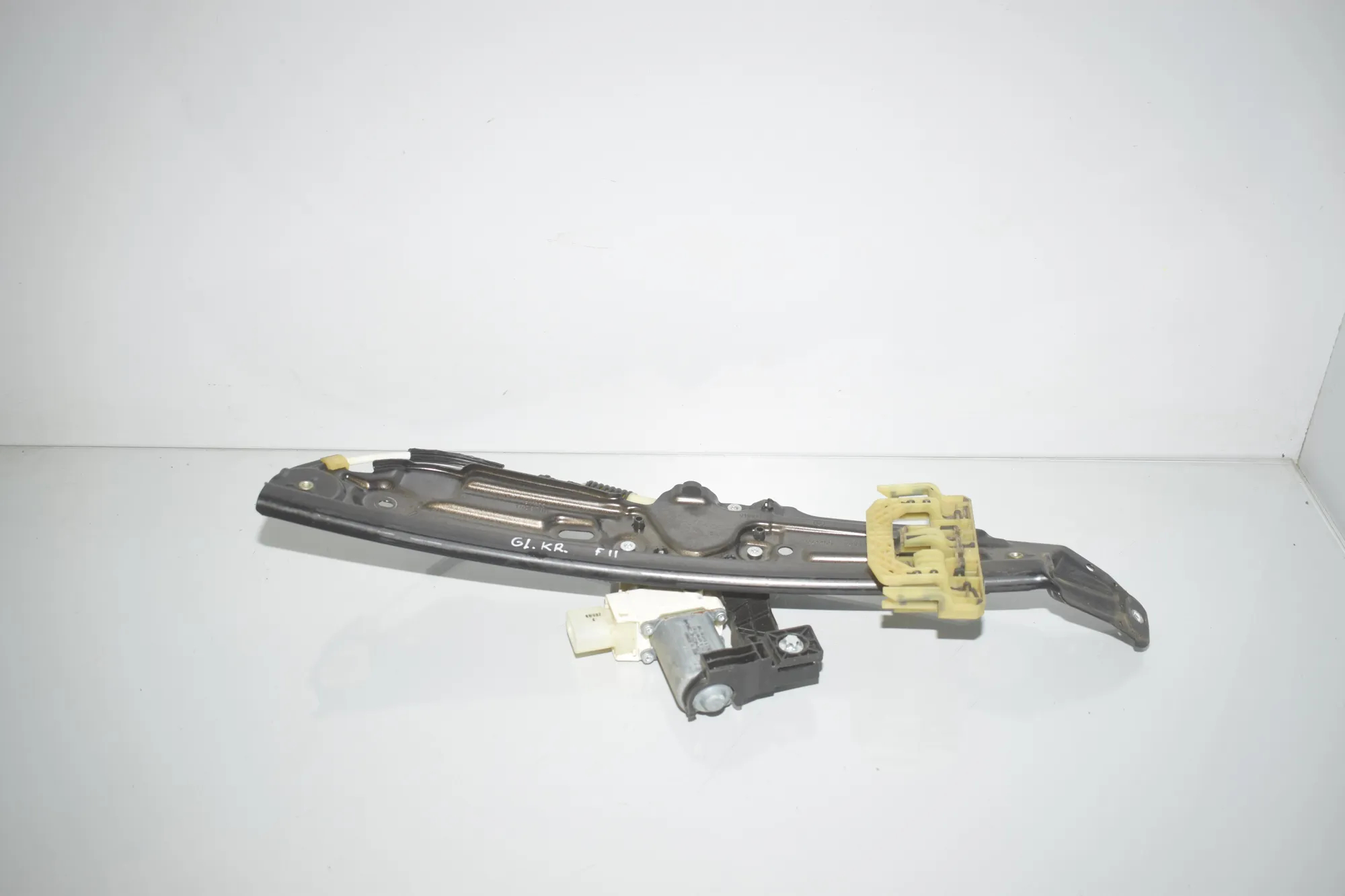 Rear Left Door Window Regulator – OEM 7182121 · BMW 5 Touring (F11) 530 d 2012