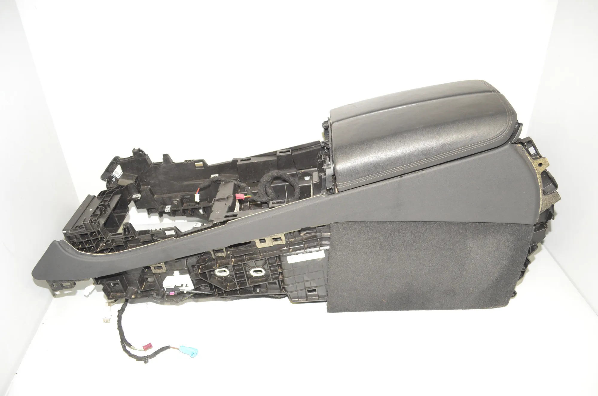 Center Console – OEM 9108356 · BMW X5 (G05) (2018 - -) xDrive M 50 d 2019
