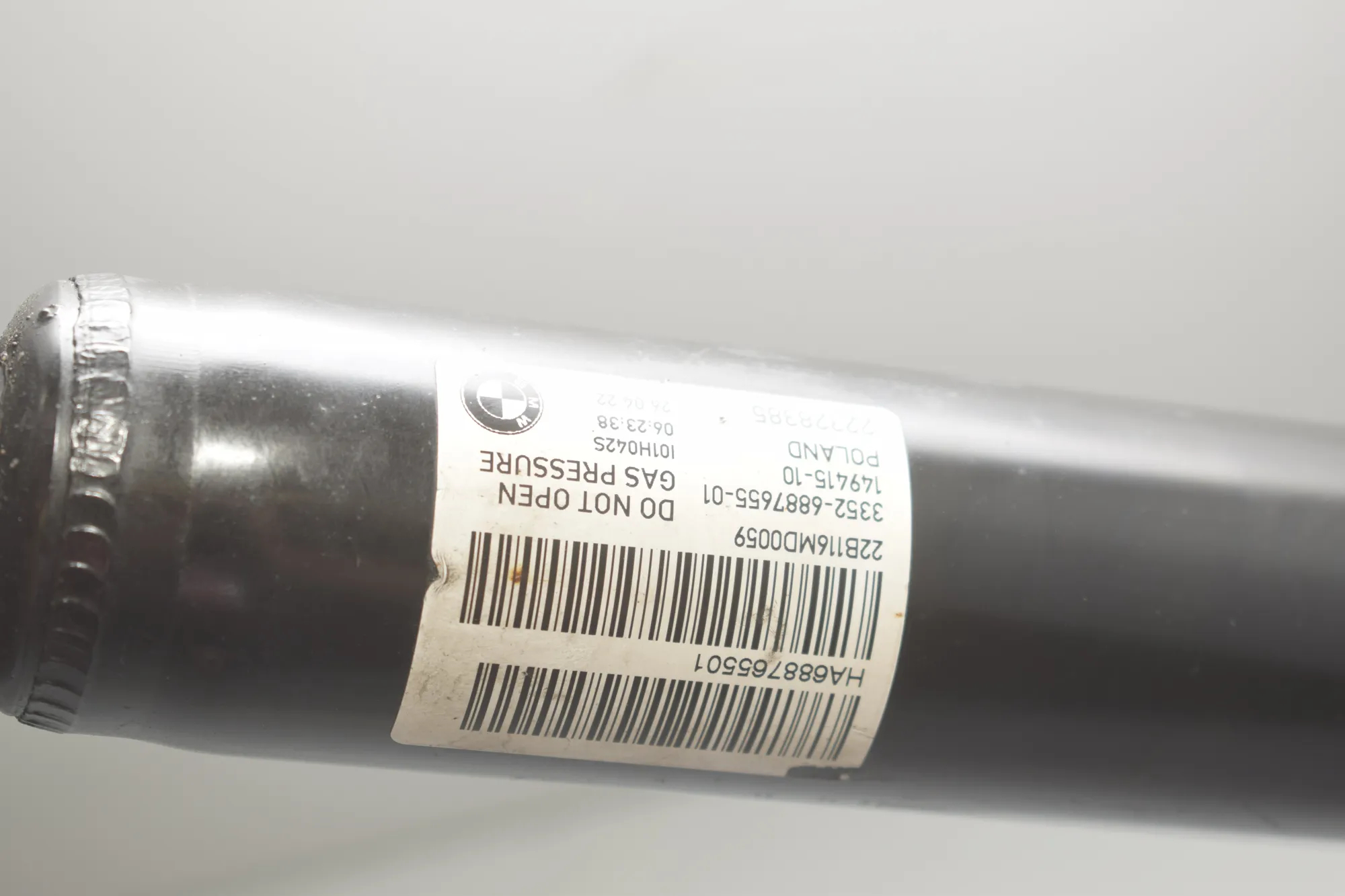 Rear Left Shock Absorber – OEM 6887655 · BMW i3 (I01) s Electric 2022 – 4