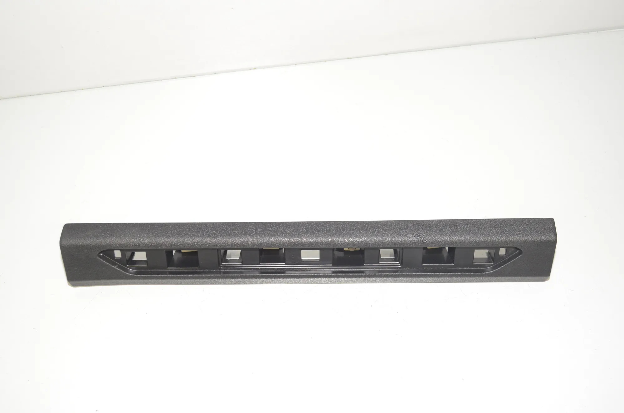 Front Right Sill Trim – OEM 7434240 · BMW X5 (G05) (2018 - -) xDrive M 50 d 2019 – 2