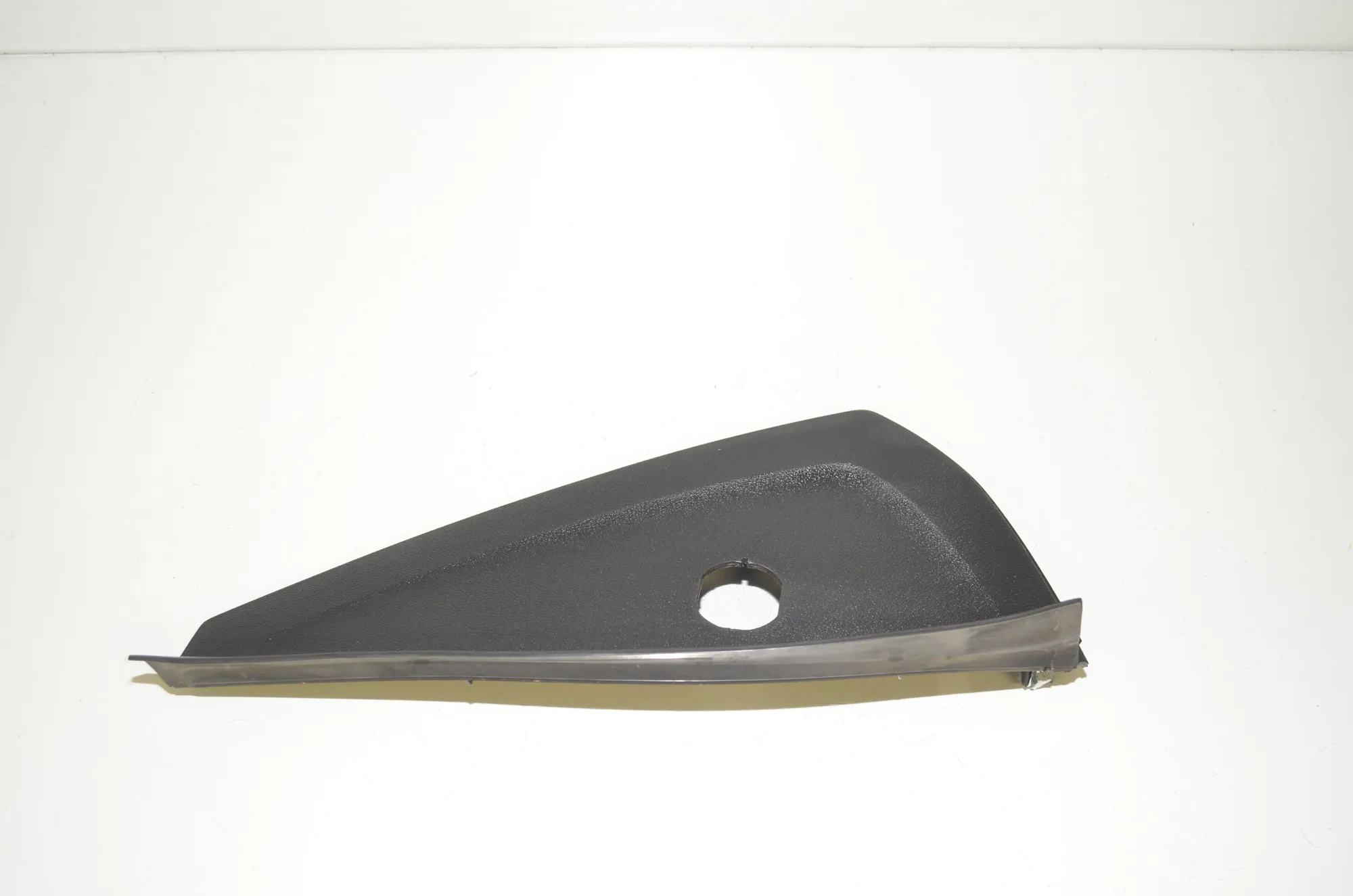 Dashboard Side Trim – OEM 9399396 · BMW X5 (G05) (2018 - -) xDrive M 50 d 2019 – 2