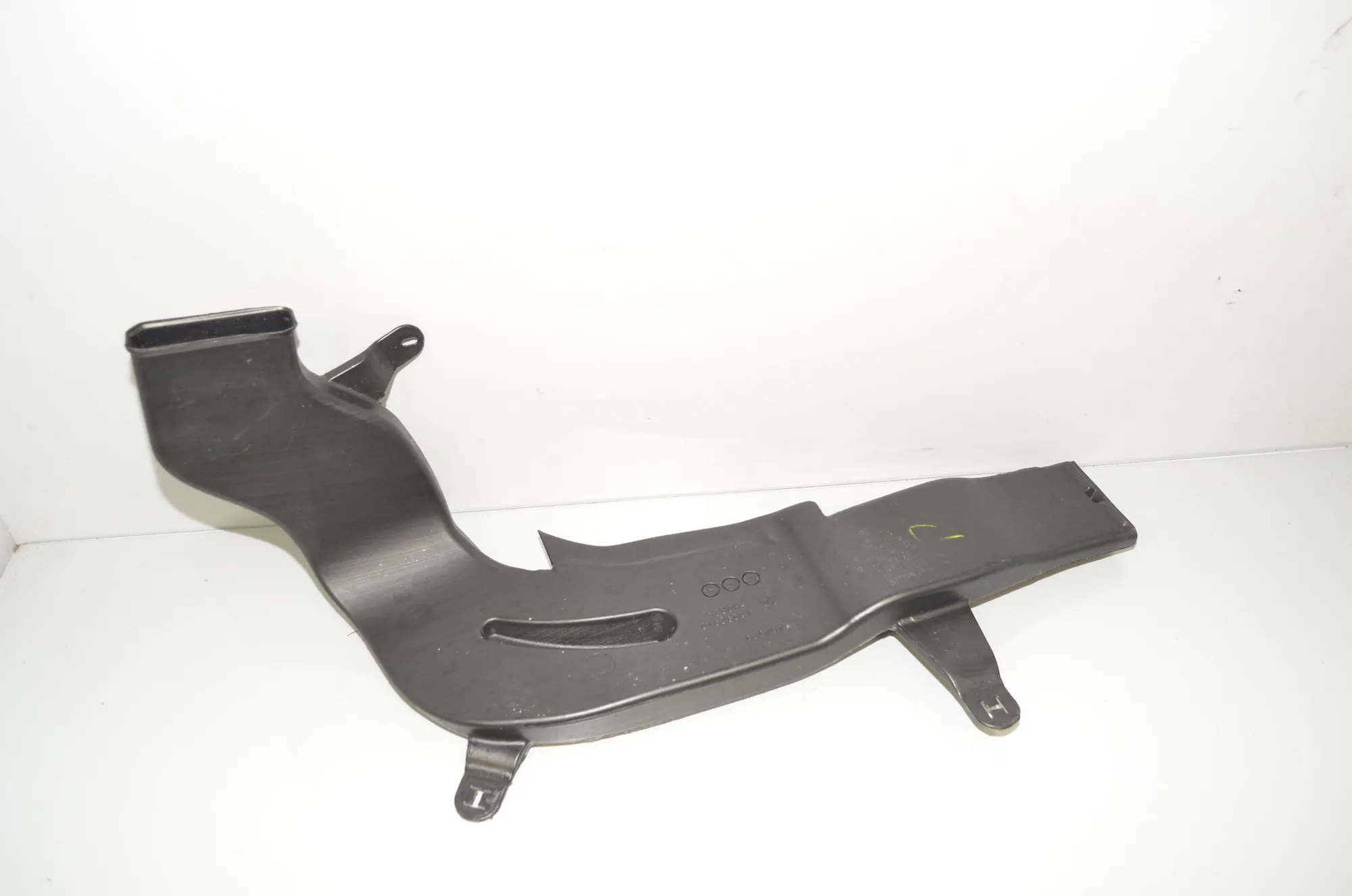 Interior Air Duct Channel – OEM 7434329 · BMW X5 (G05) (2018 - -) xDrive M 50 d 2019 – 2