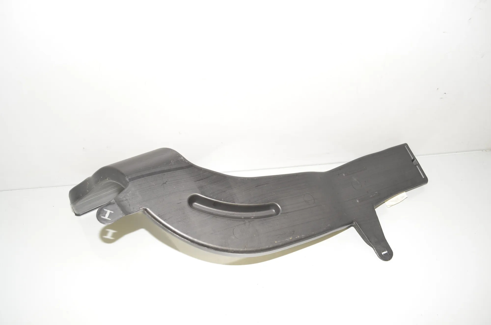 Interior Air Duct Channel – OEM 7434330 · BMW X5 (G05) (2018 - -) xDrive M 50 d 2019 – 3