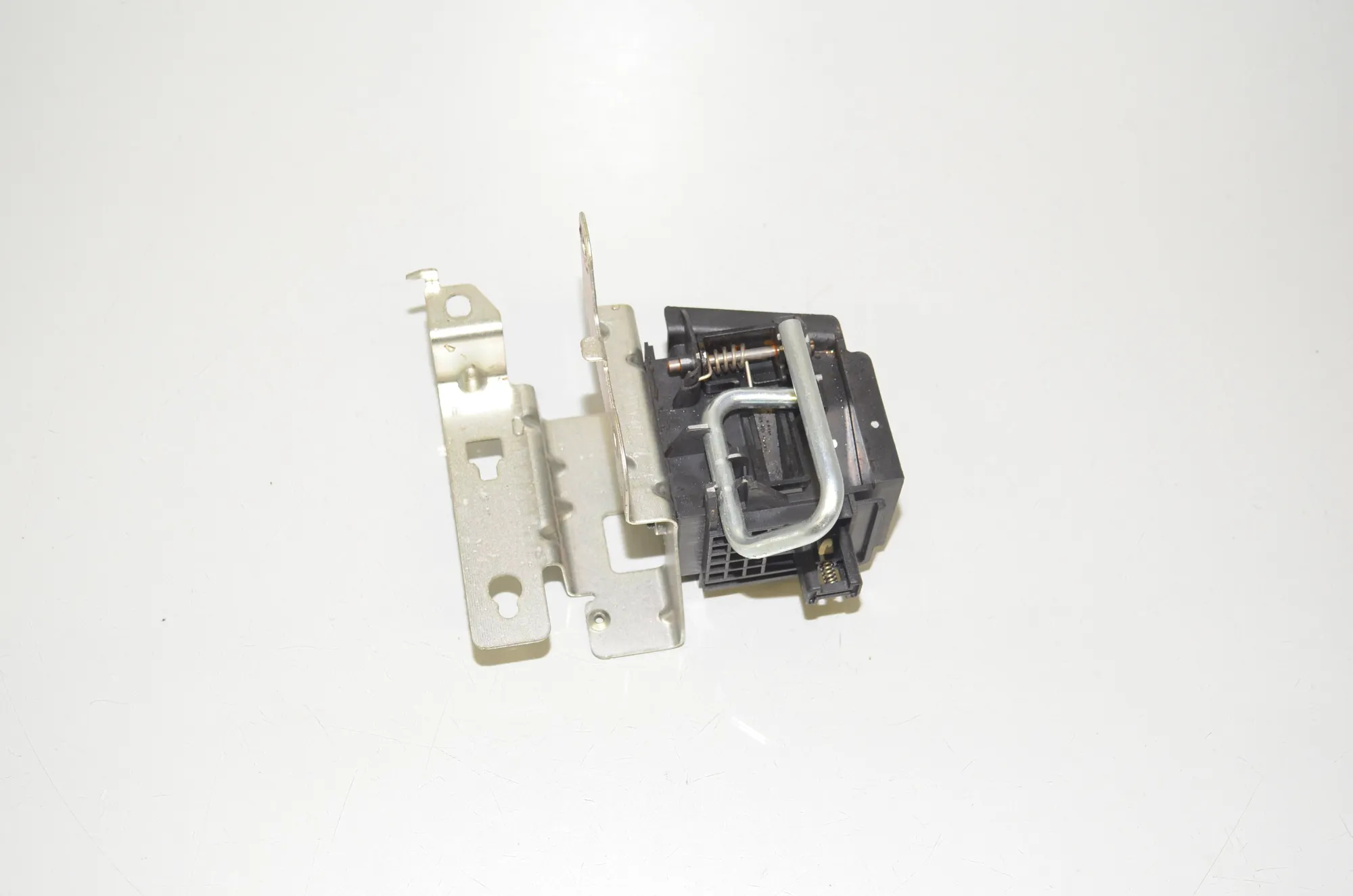 Bracket – OEM 7438268 · BMW X5 (G05) (2018 - -) xDrive M 50 d 2019 – 4