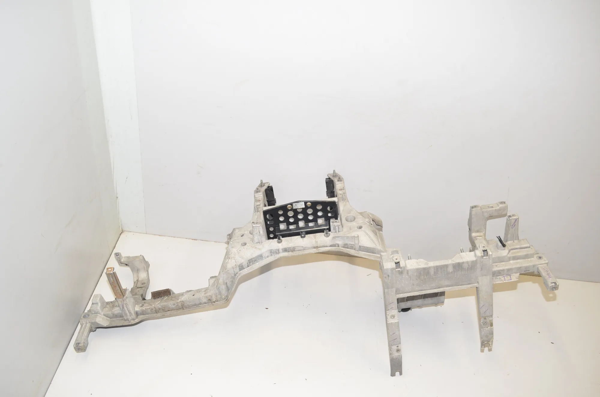 Dashboard Frame – OEM 9393782 · BMW X5 (G05) (2018 - -) xDrive M 50 d 2019