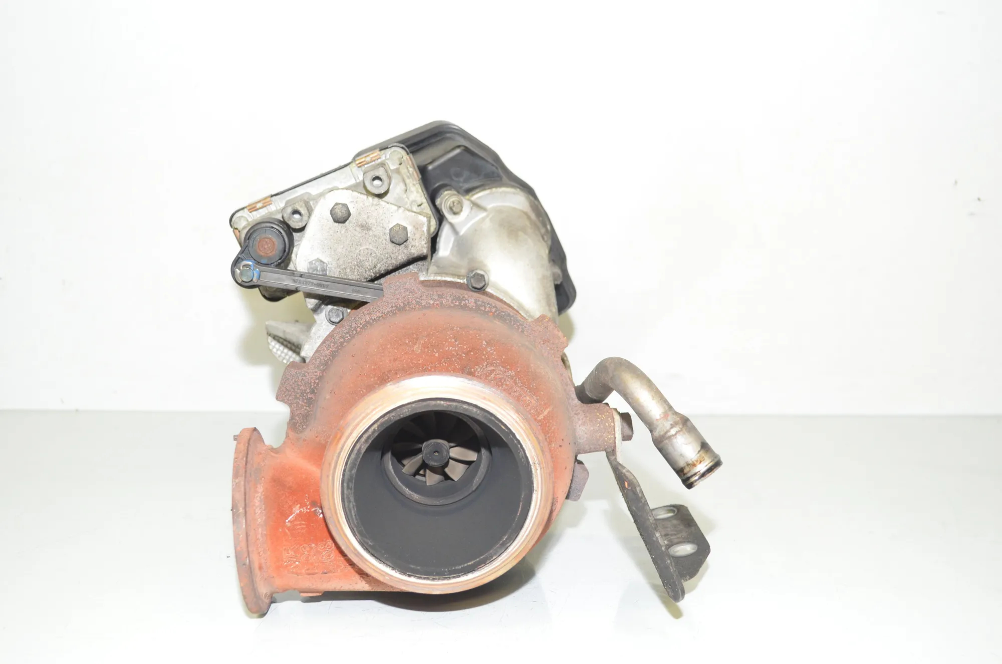Turbocharger – OEM 7823270 · BMW 5 Touring (F11) 530 d 2012 – 5