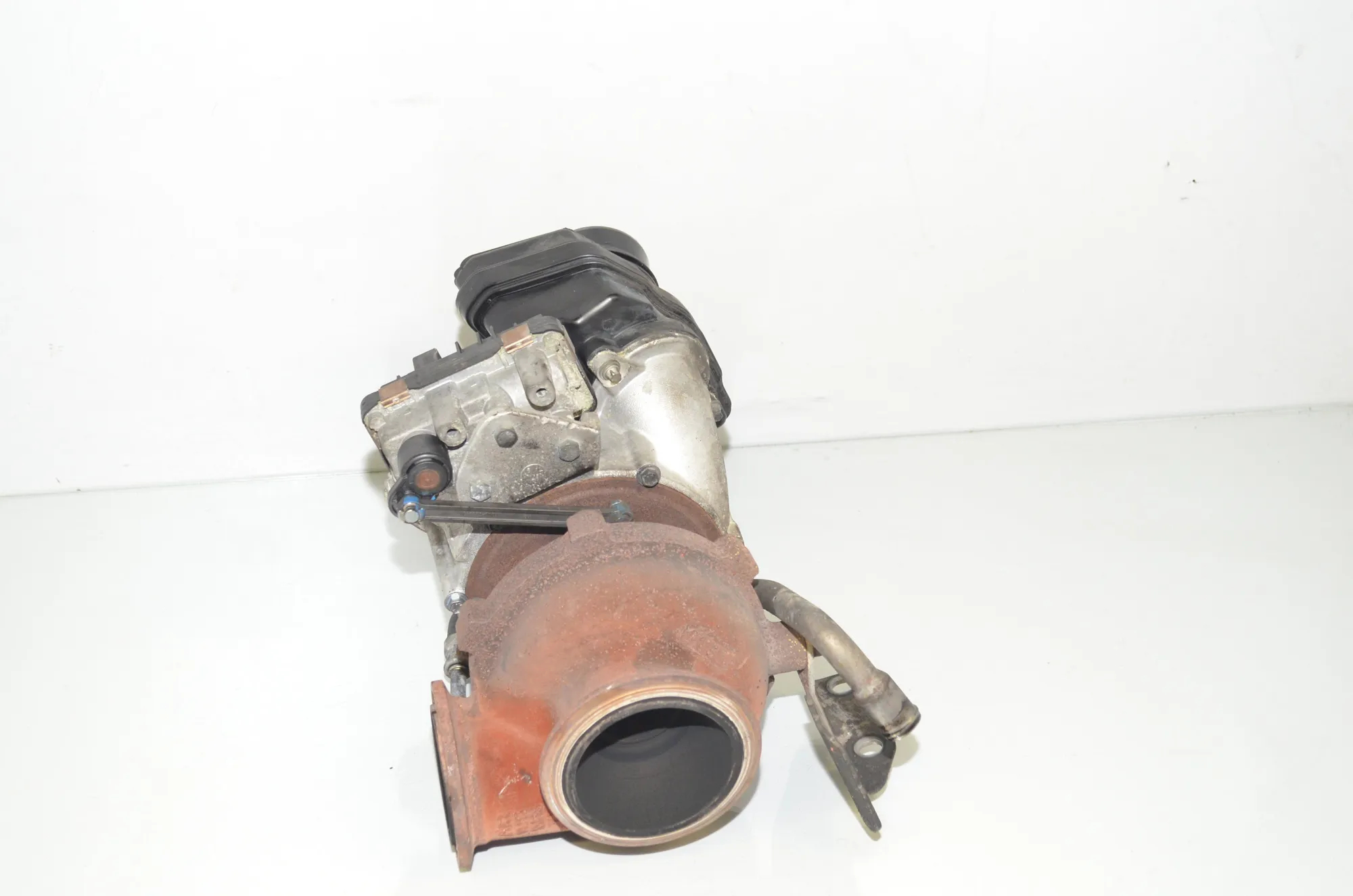 Turbocharger – OEM 7823270 · BMW 5 Touring (F11) 530 d 2012 – 4