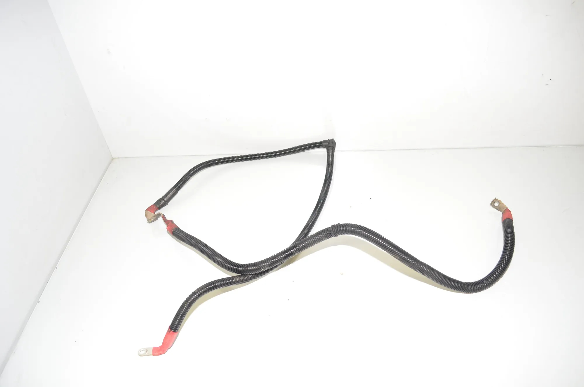 Positive Battery Cable – OEM 8515494 · BMW 5 Touring (F11) 530 d 2012 – 4