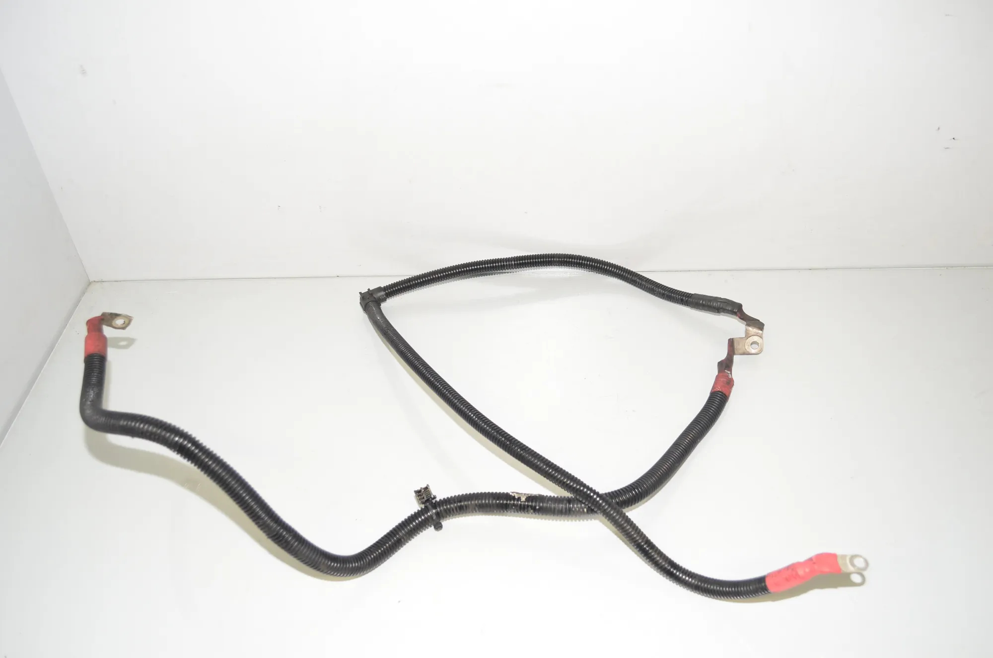 Positive Battery Cable – OEM 8515494 · BMW 5 Touring (F11) 530 d 2012