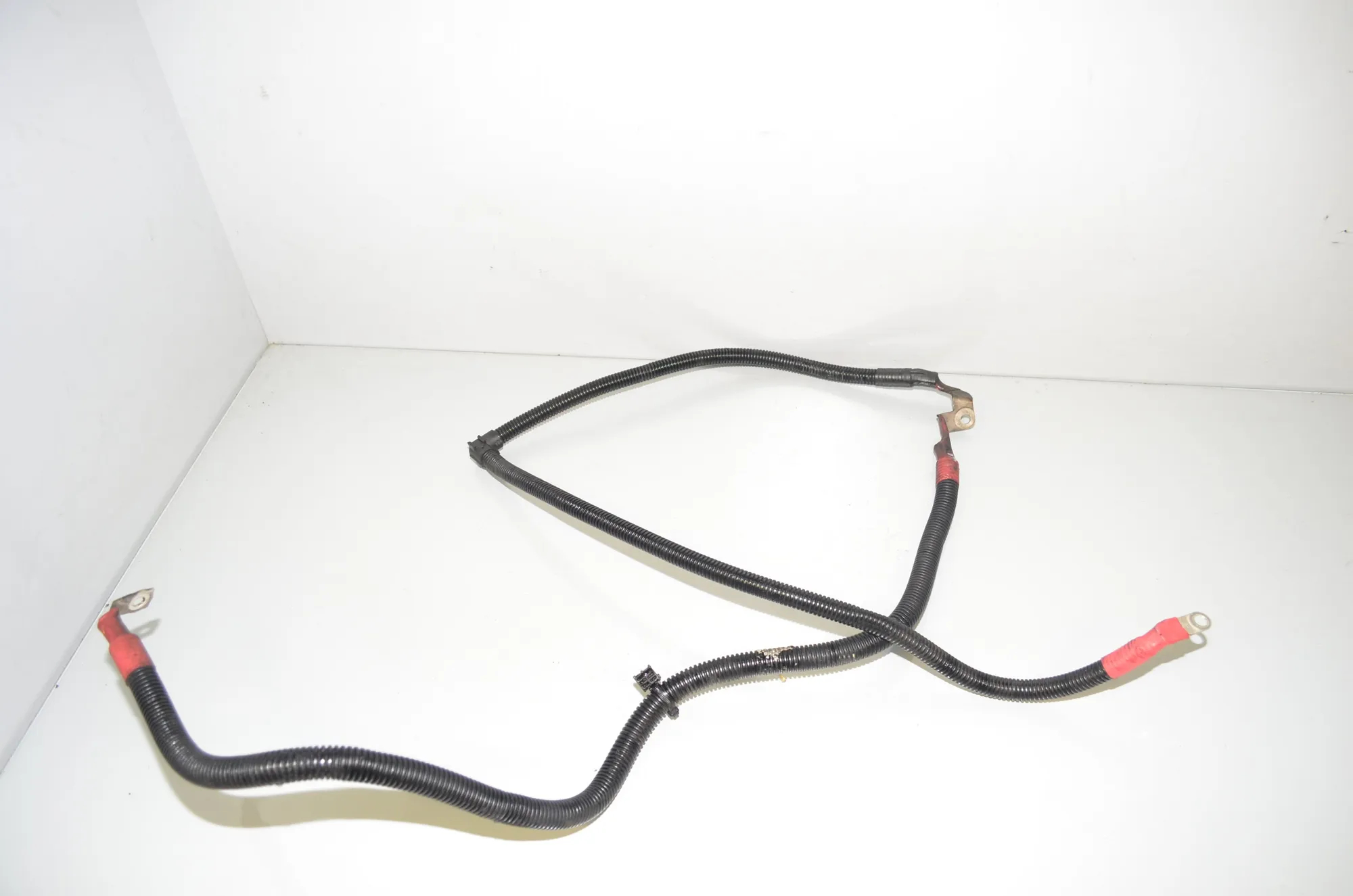 Positive Battery Cable – OEM 8515494 · BMW 5 Touring (F11) 530 d 2012 – 3