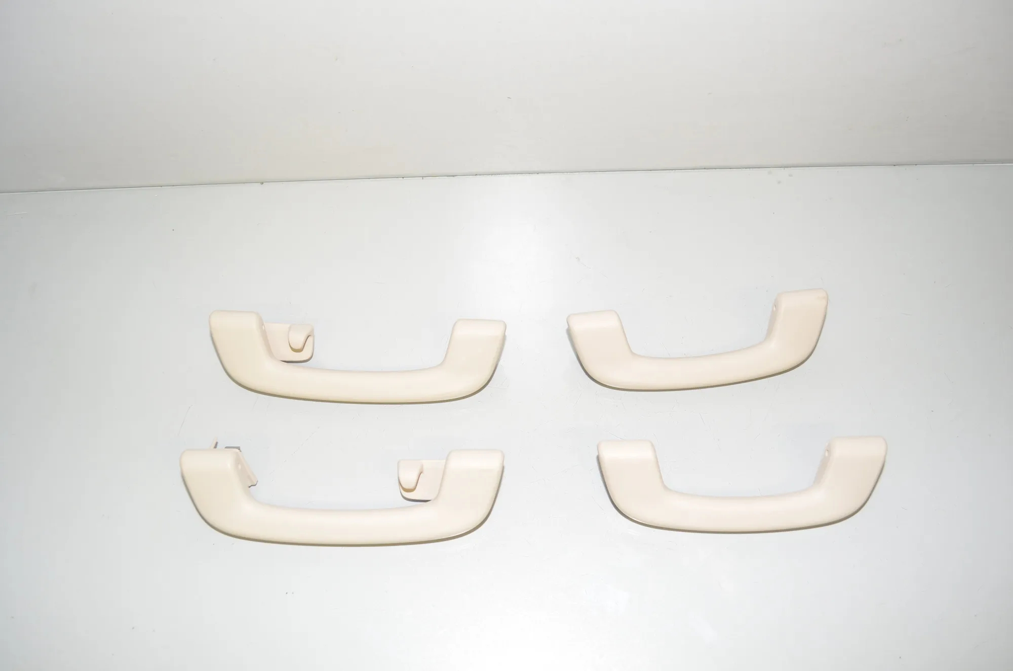 Interior Roof Handle Set · BMW 3 Touring (G21) BMW 3 Touring (G21) 330 e Plug-in-Hybrid 2020 – 2