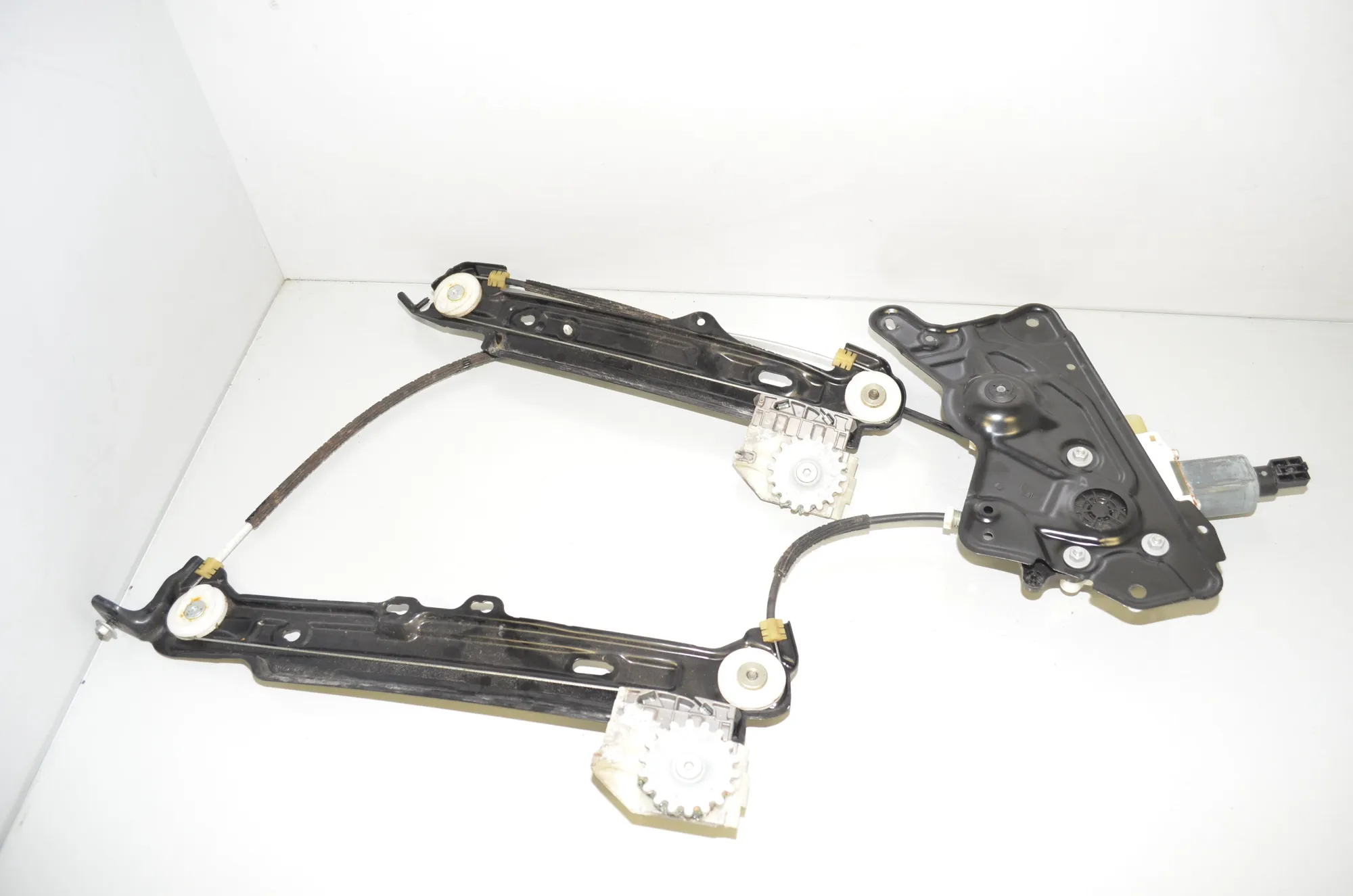 Rear Right Door Window Regulator – OEM 7365258 · BMW 4 Gran Coupe (F36) 430 d 2017 – 3